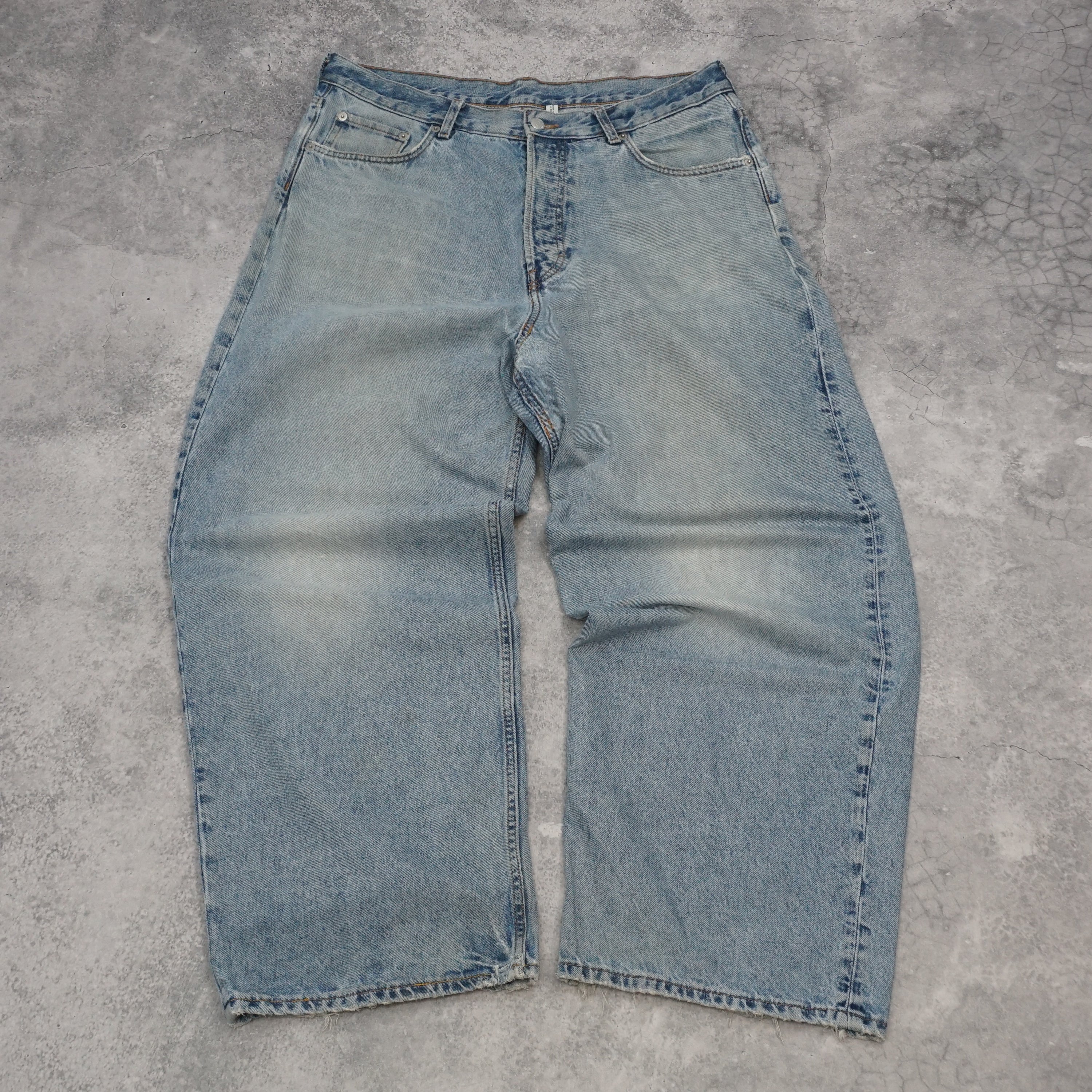 Weekday Astro Jeans