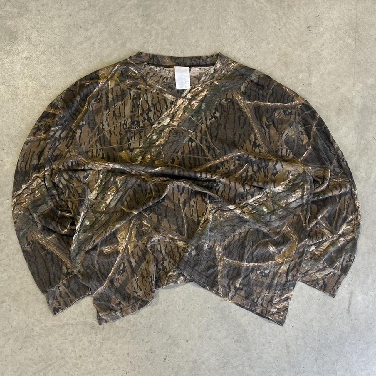 2000s Realtree Camo T-Shirt