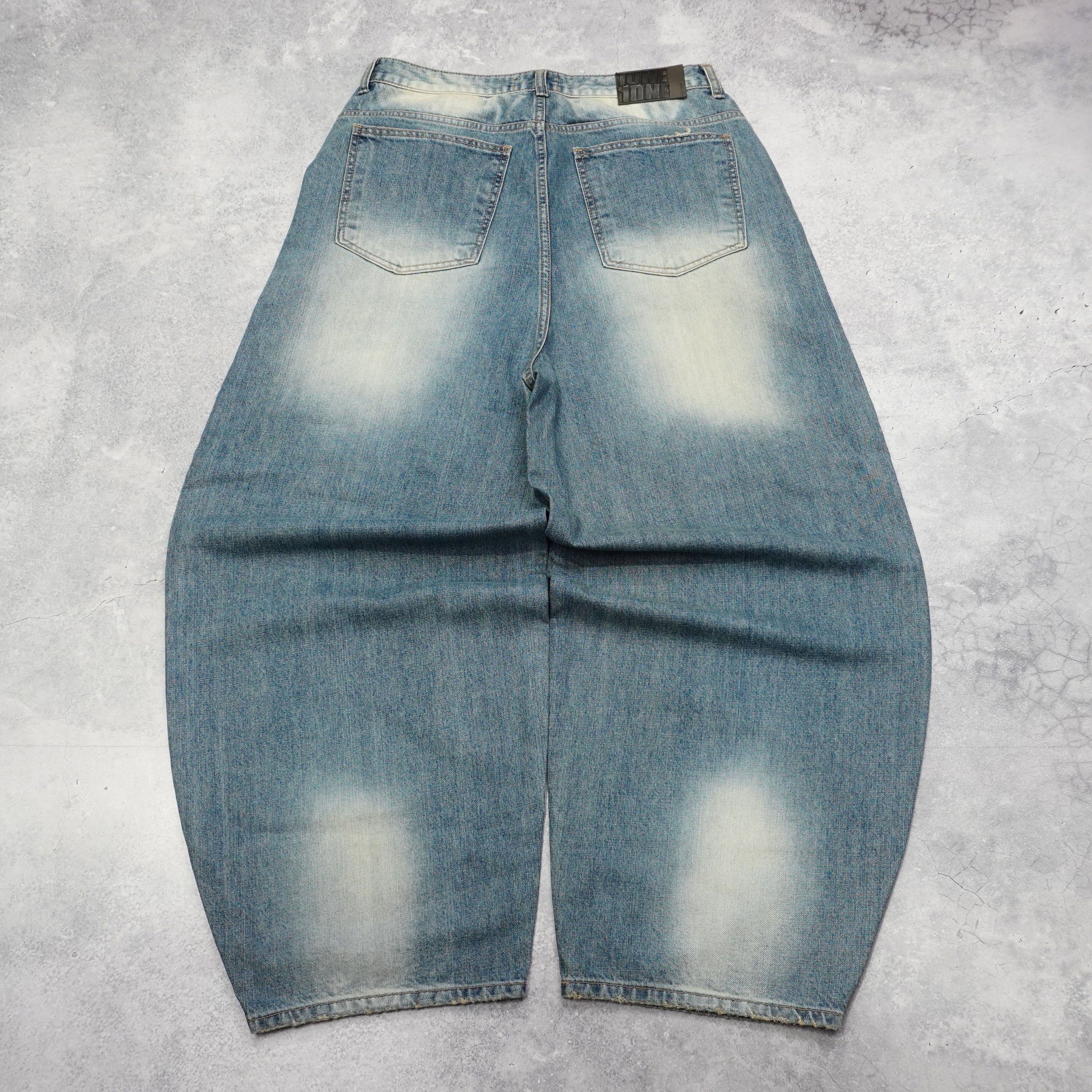 1ONE Baggy Jeans