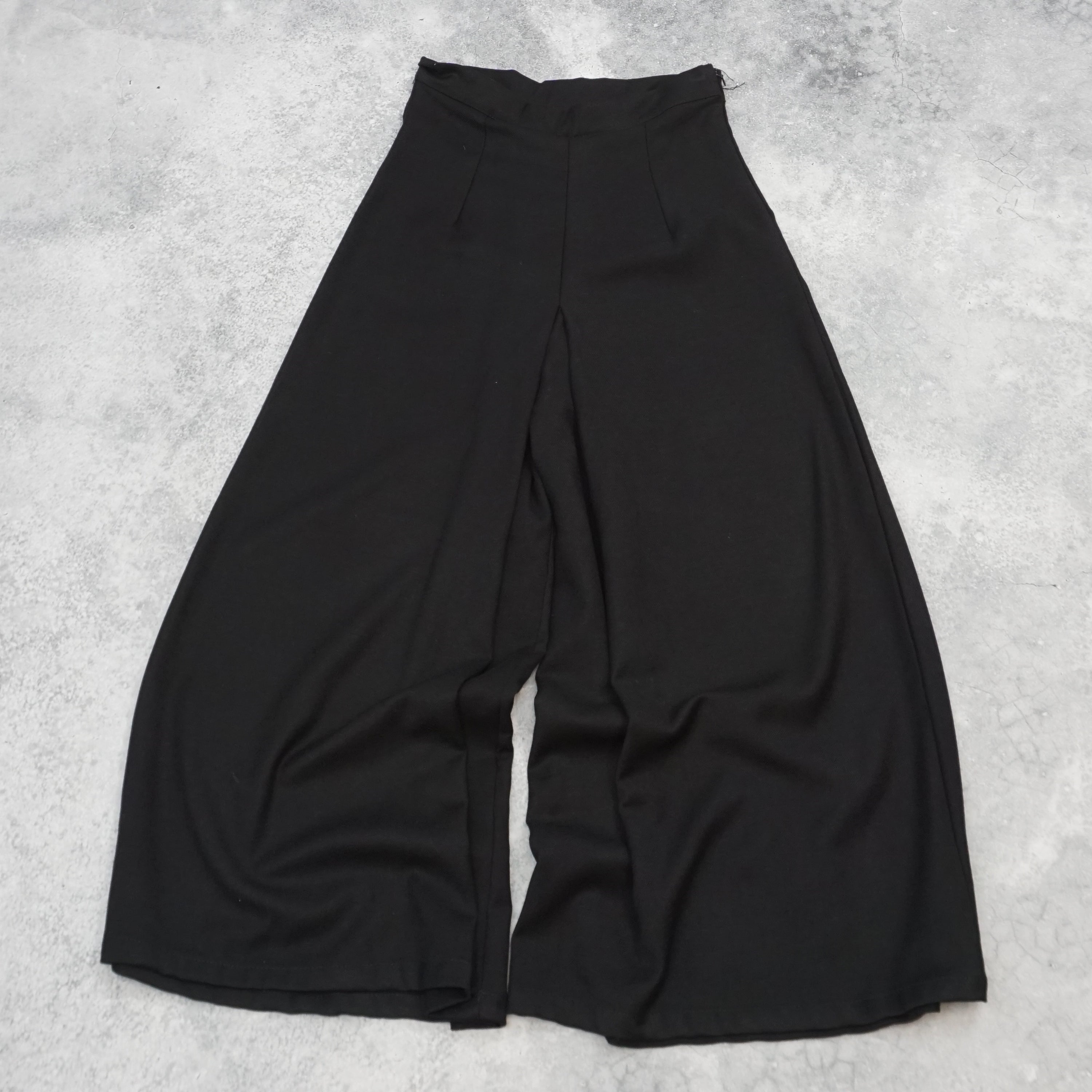 MNML Wide Leg Pants
