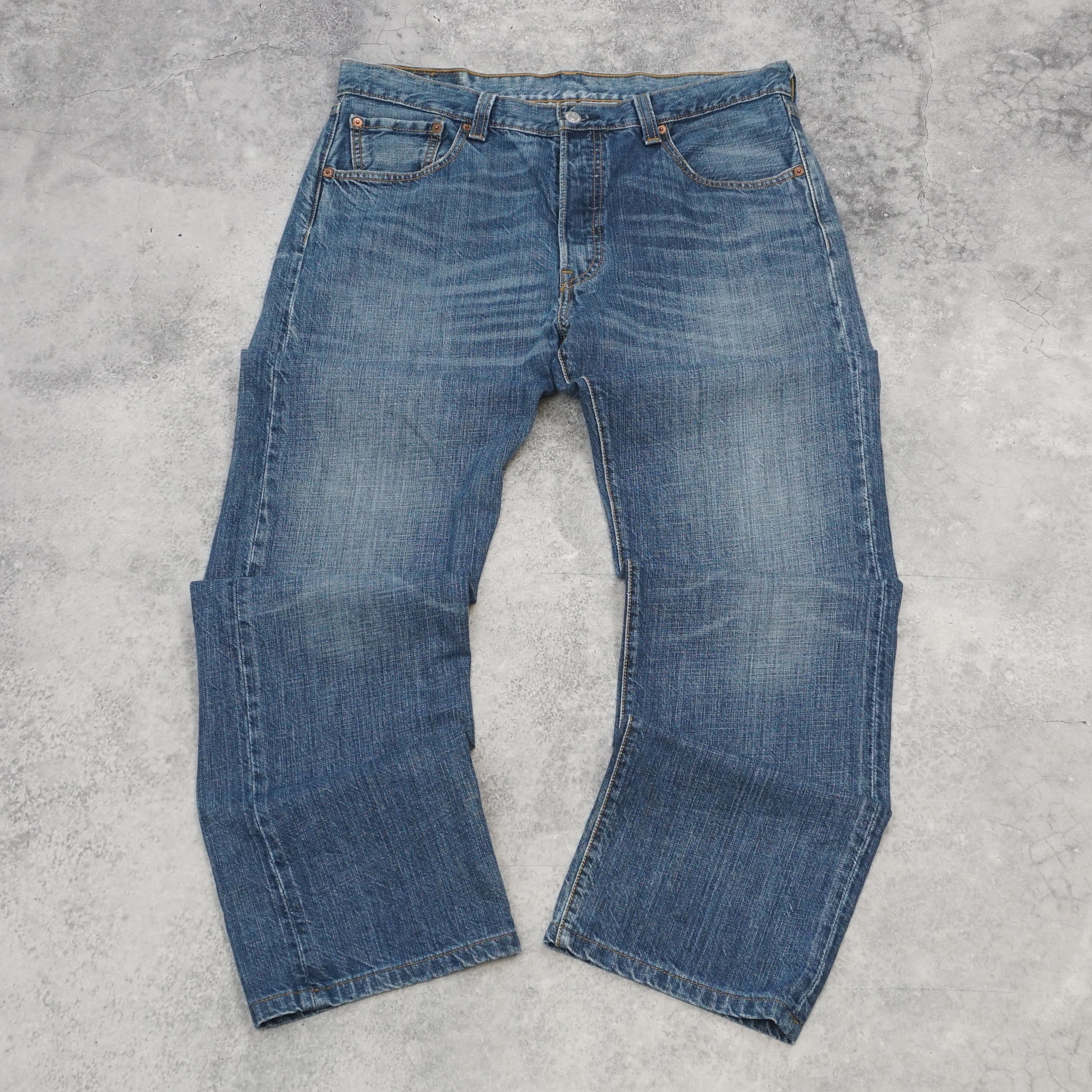 2000s Levis Original Riveted Jeans
