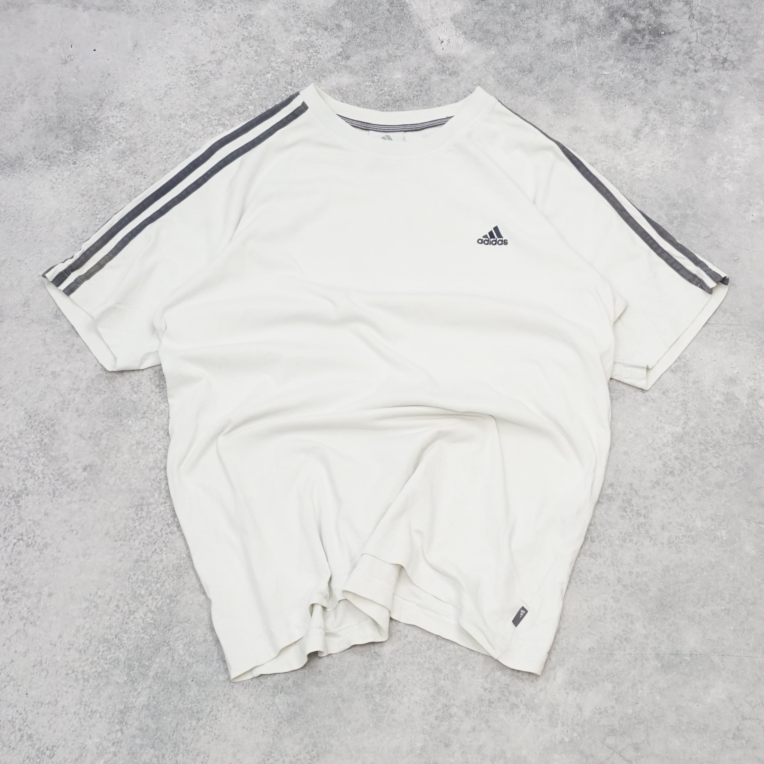 2000s Adidas T-Shirt