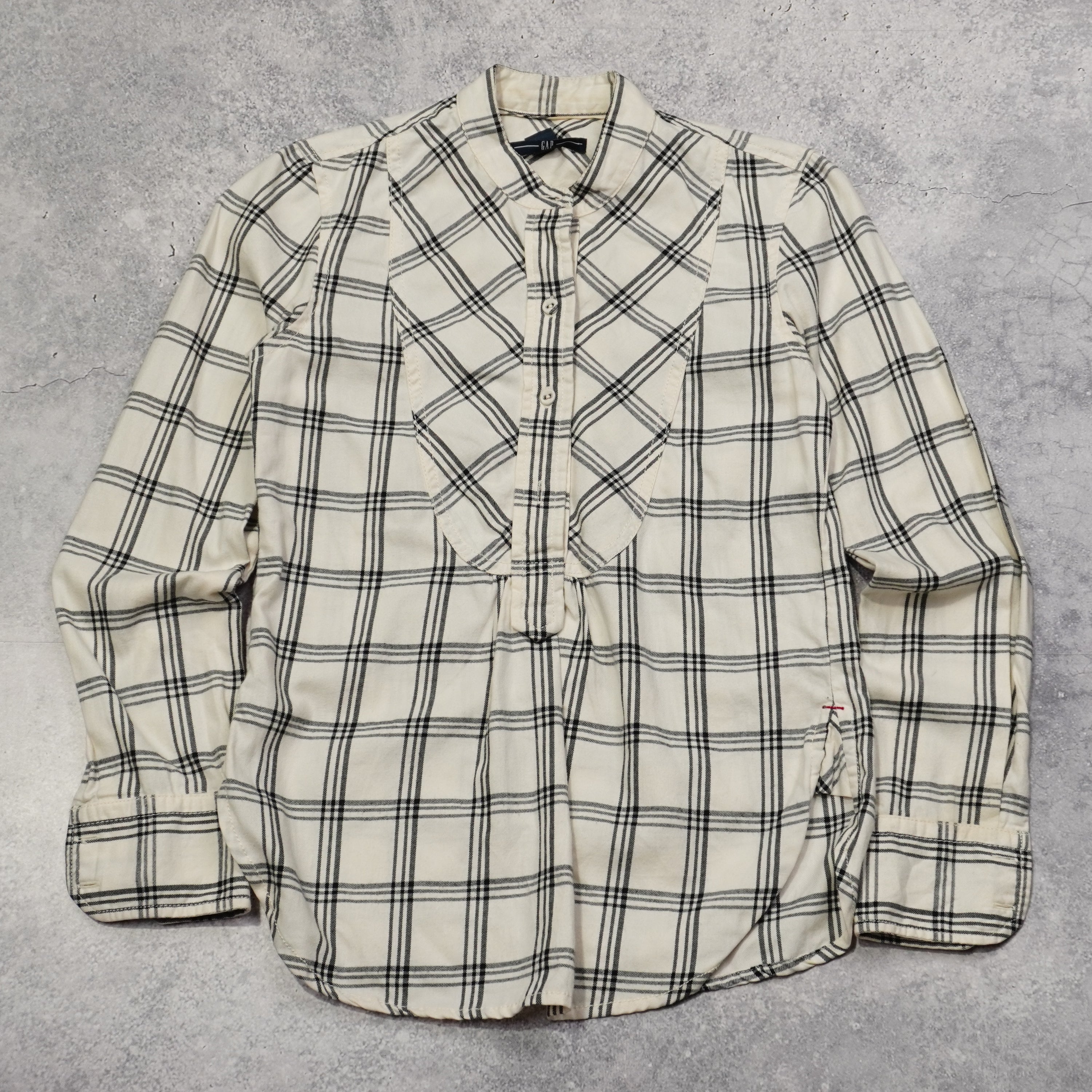 2000s Gap Plaid Classic Shirt