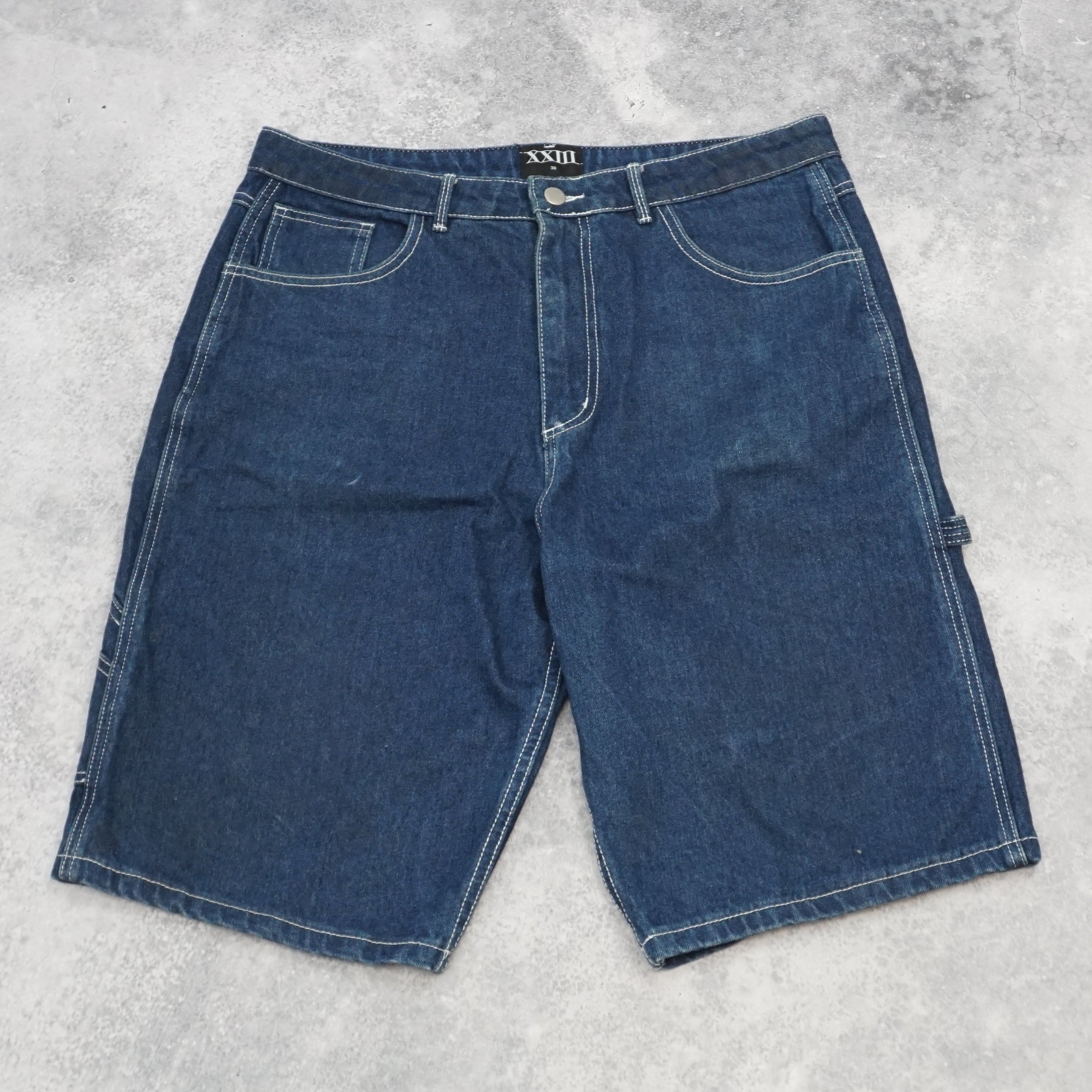 Xxii Shorts
