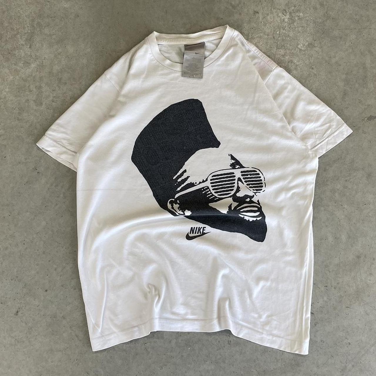 2000s nike Graphic T-Shirt