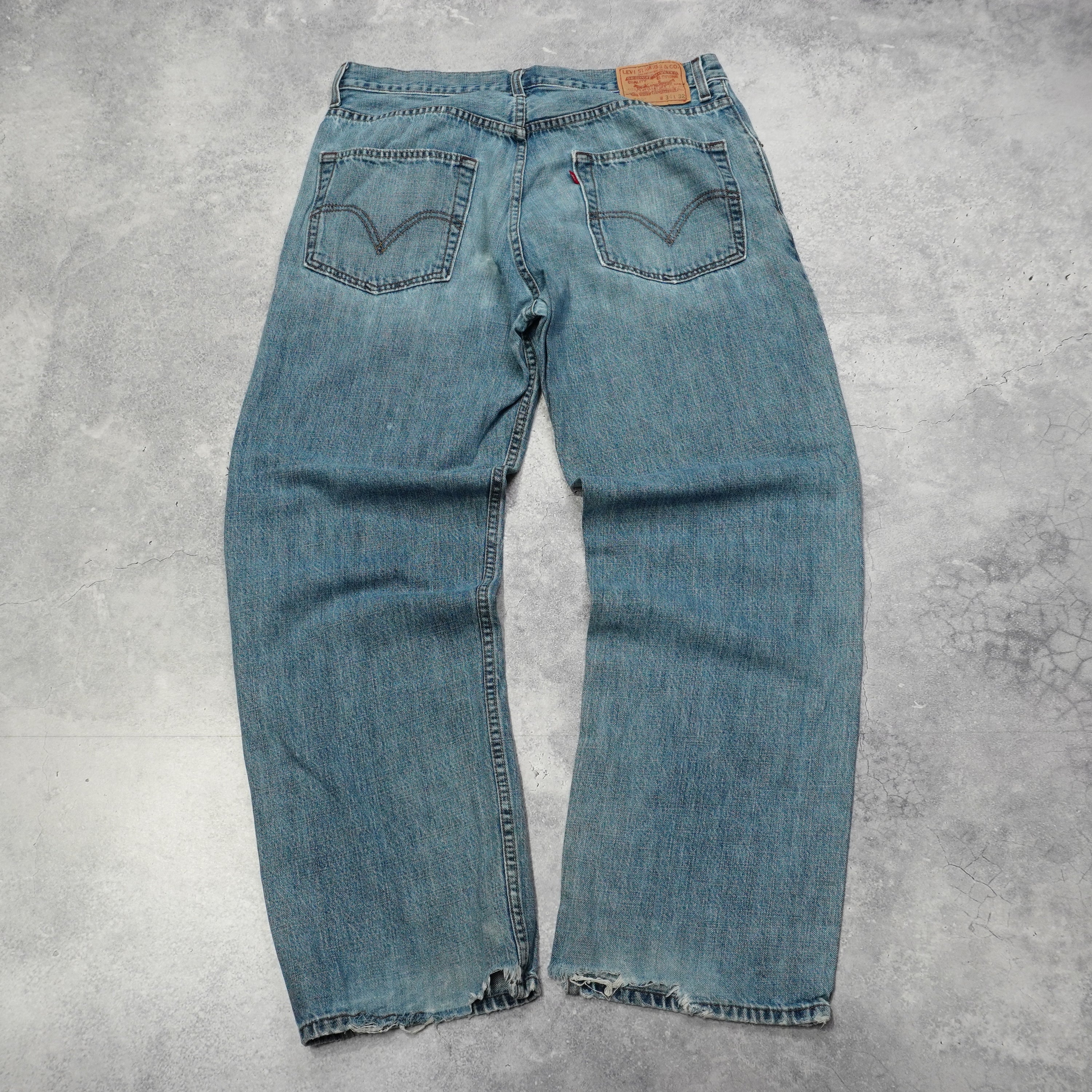 2000s Levi's 569 Jeans