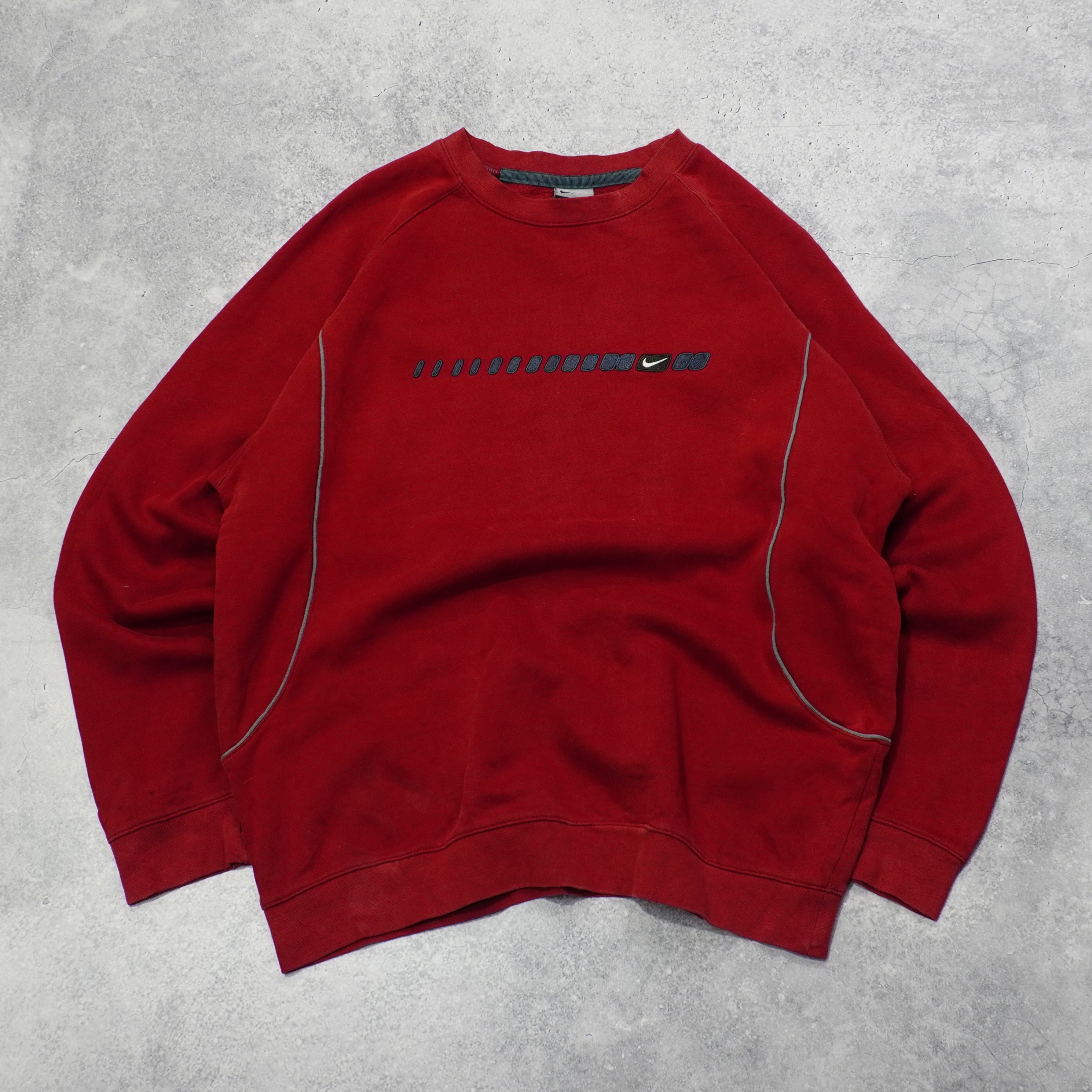 2000s Nike Sweater