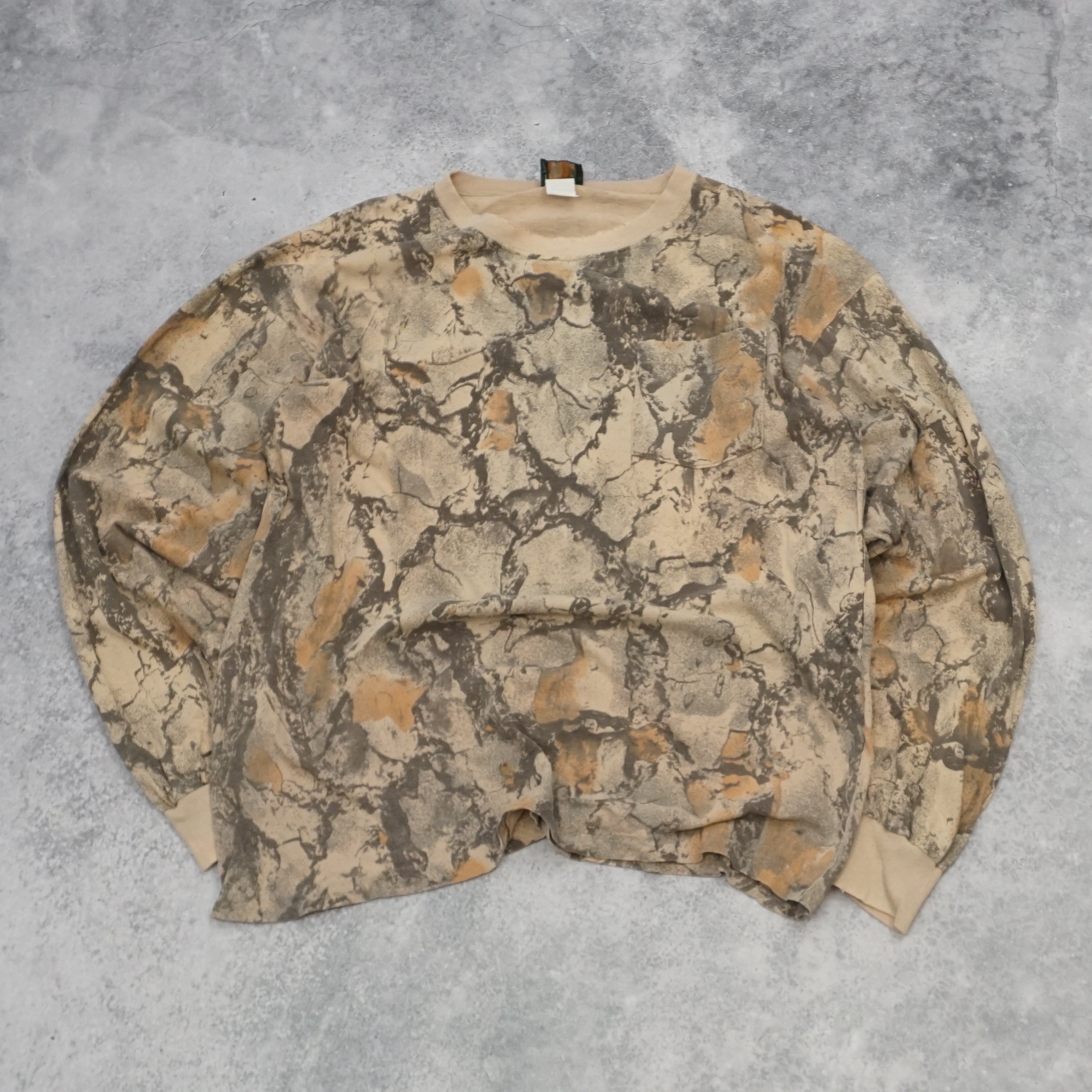 2000s Natural Gear Camo Design Sweater