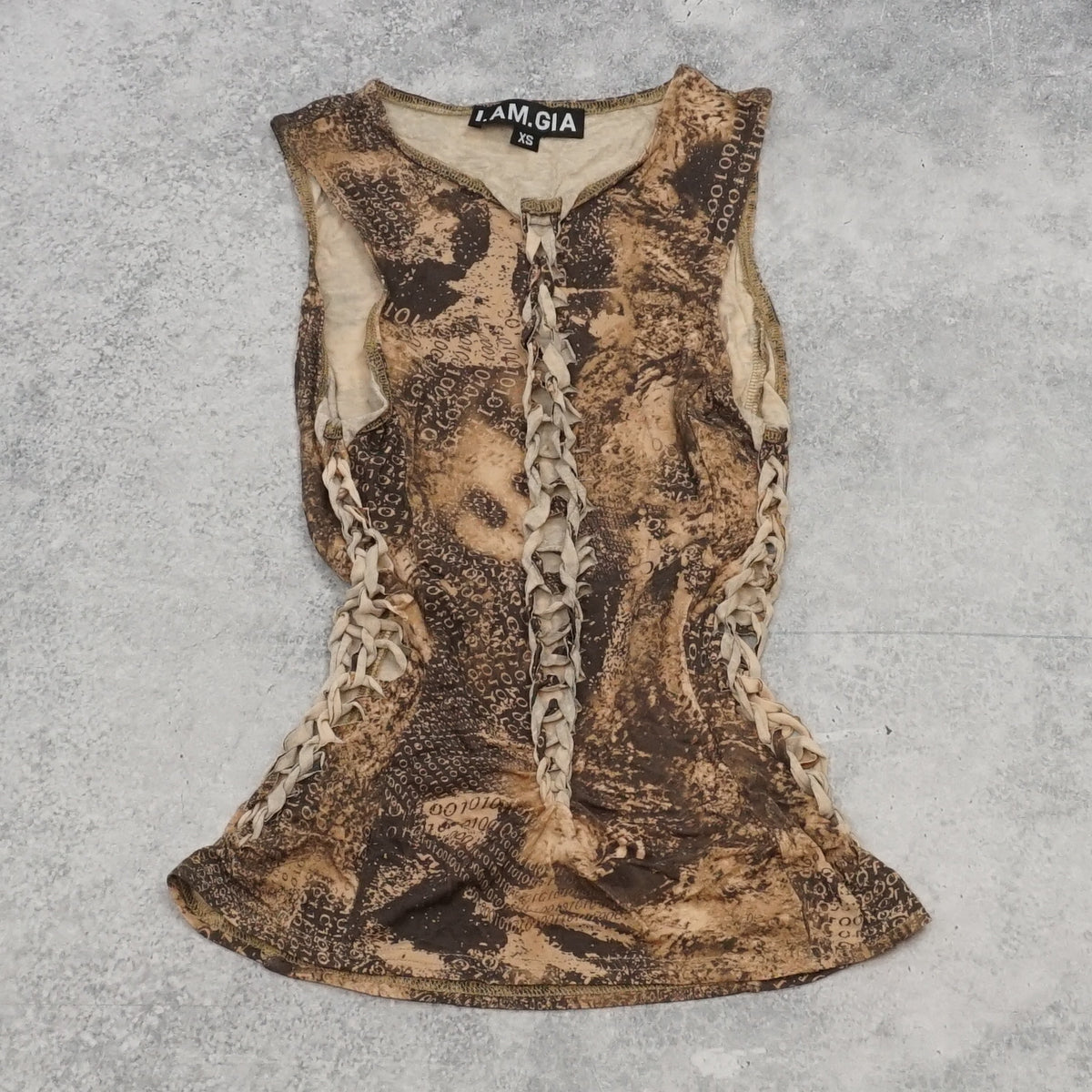I.AM.GIA Chima Top Top