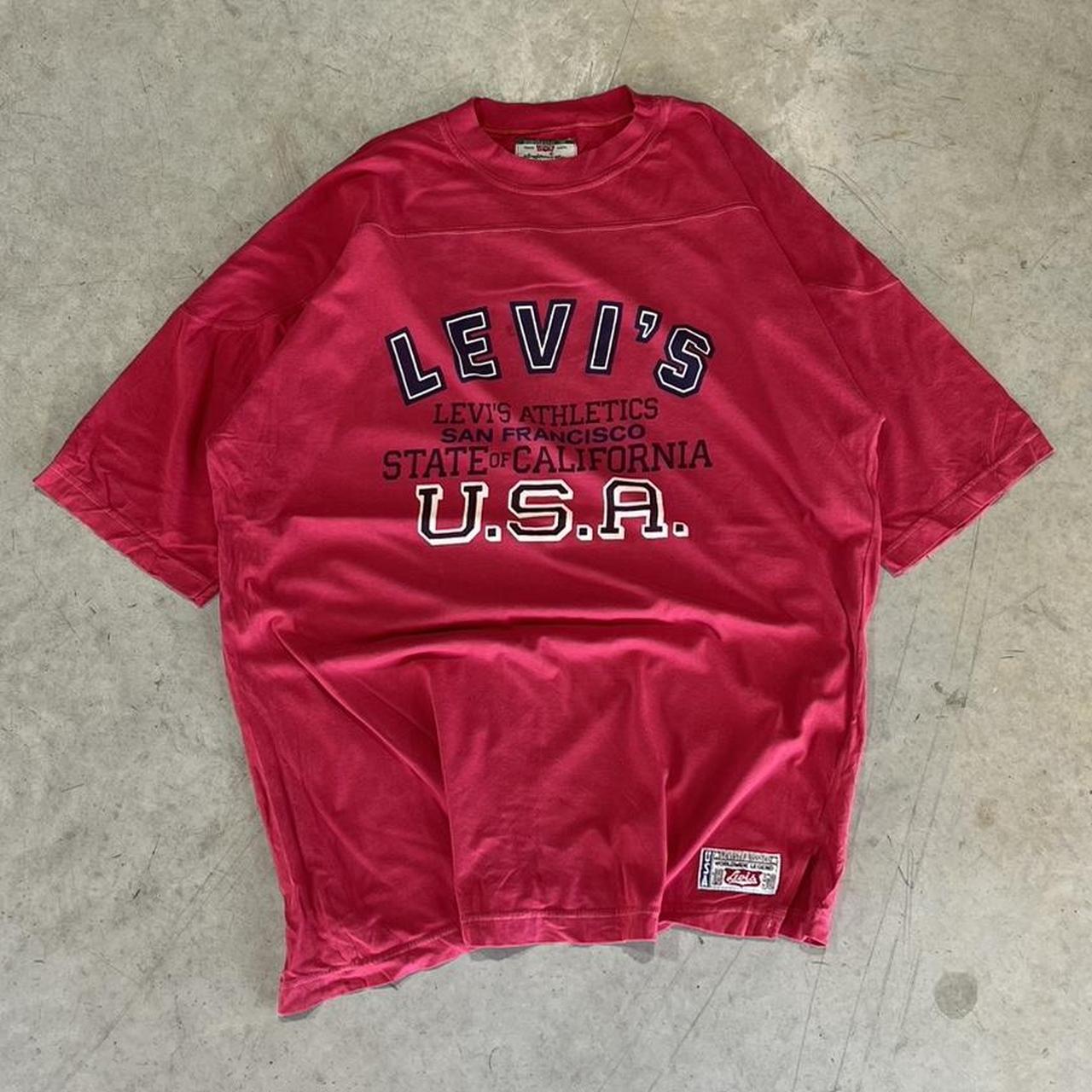 2000s Levi’s Graphic T-Shirt