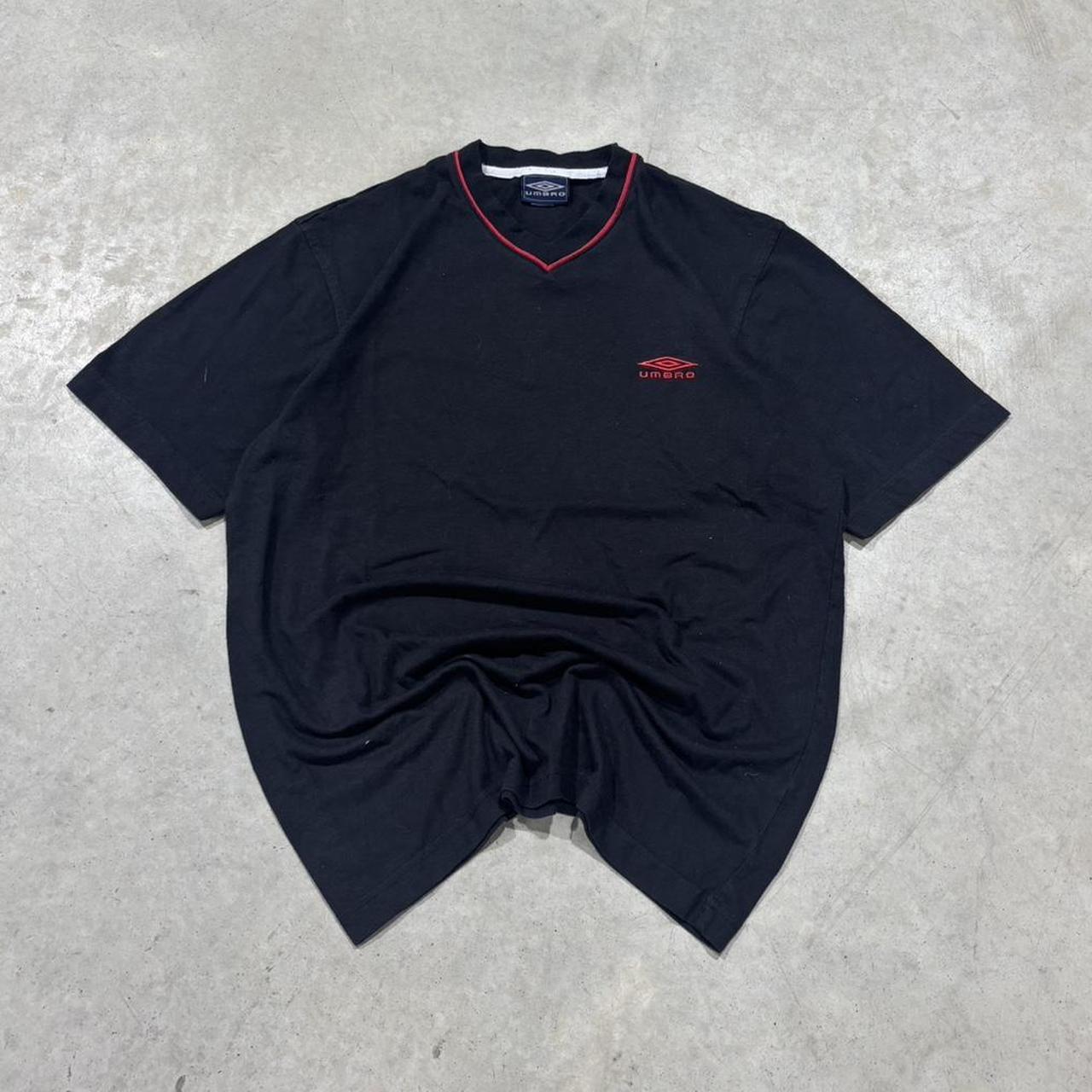 2000s Umbro V Neck T-Shirt
