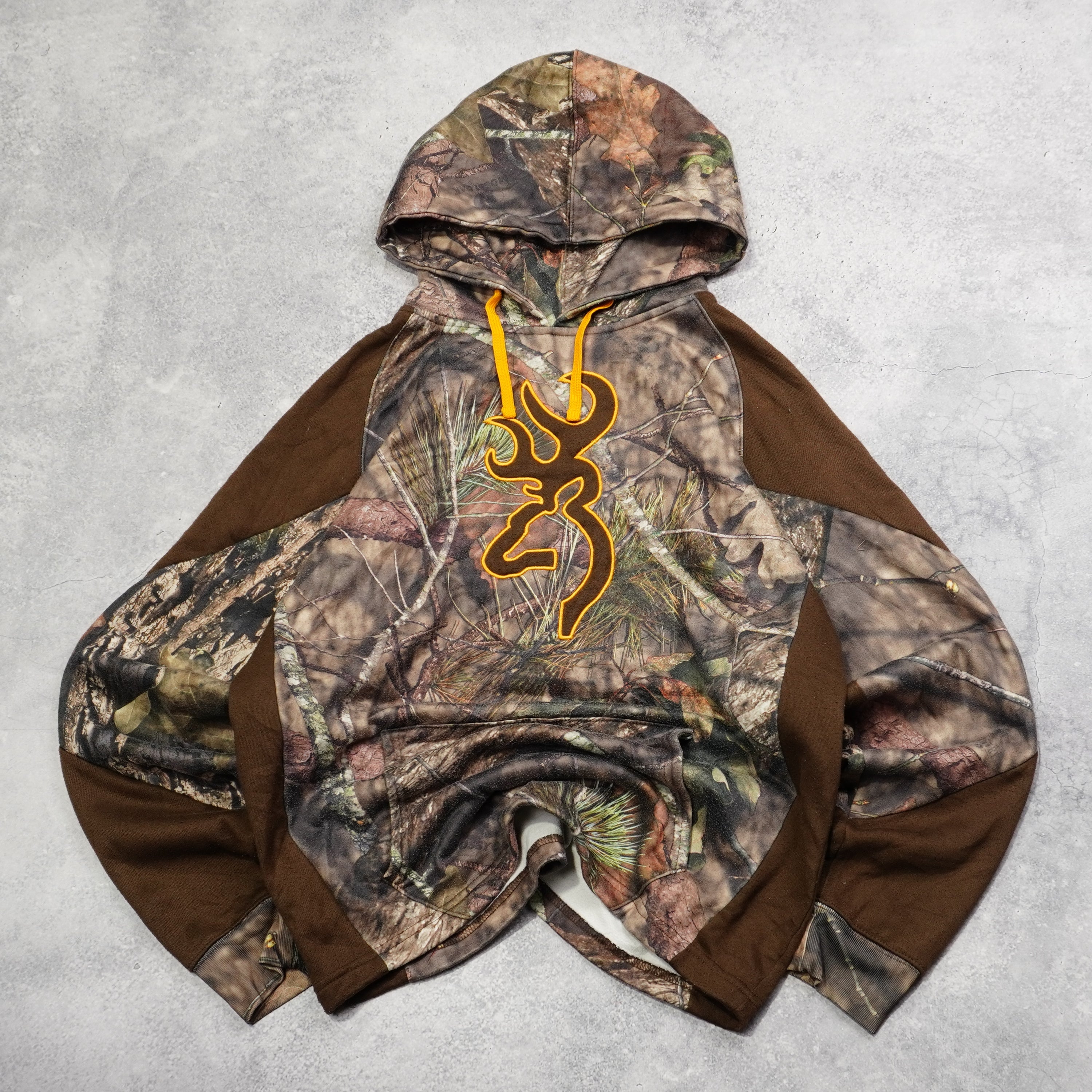 2000s Browning Camo Graphic Hoodie