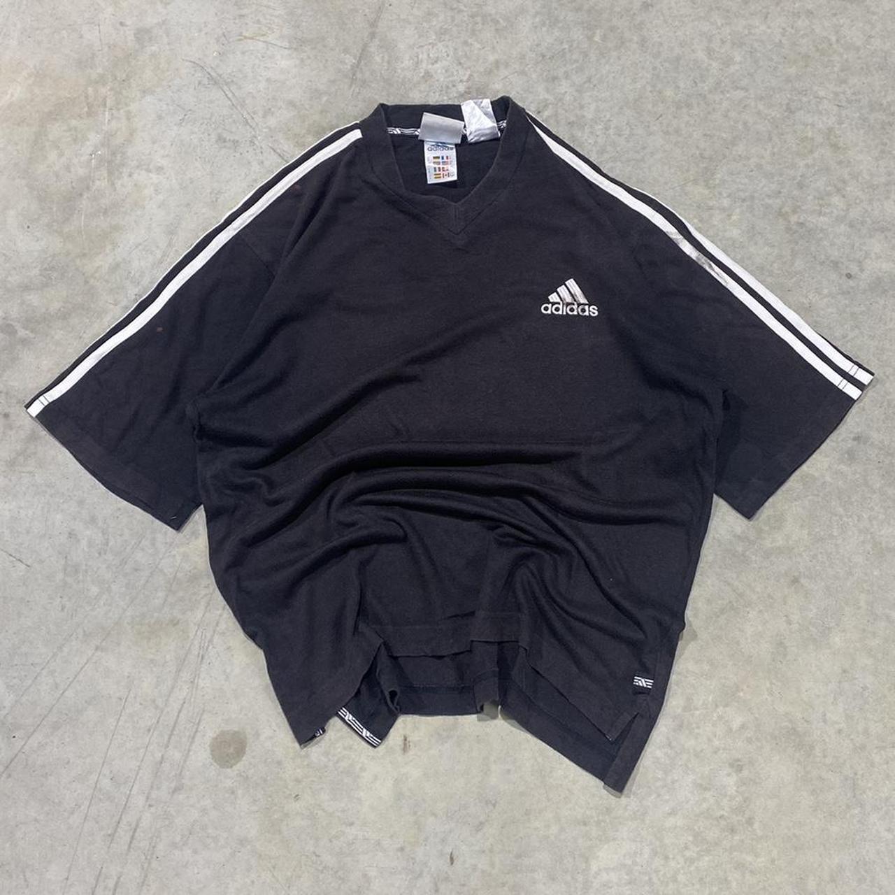2000s Adidas V Neck T-Shirt