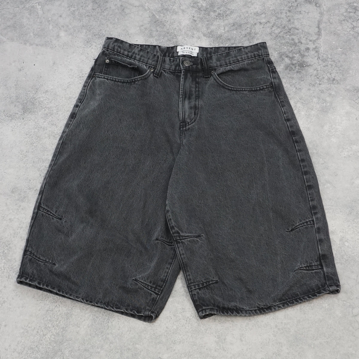 Absent Baggy Barrel Jorts