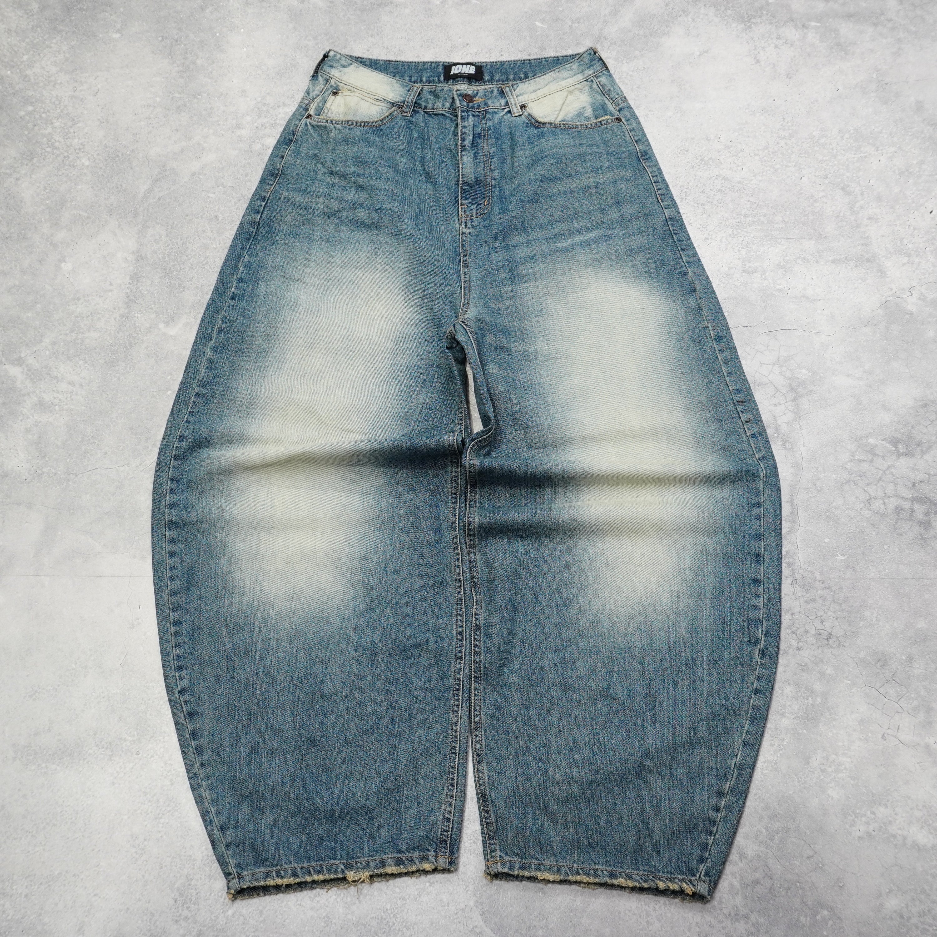 1ONE Balloon Jeans