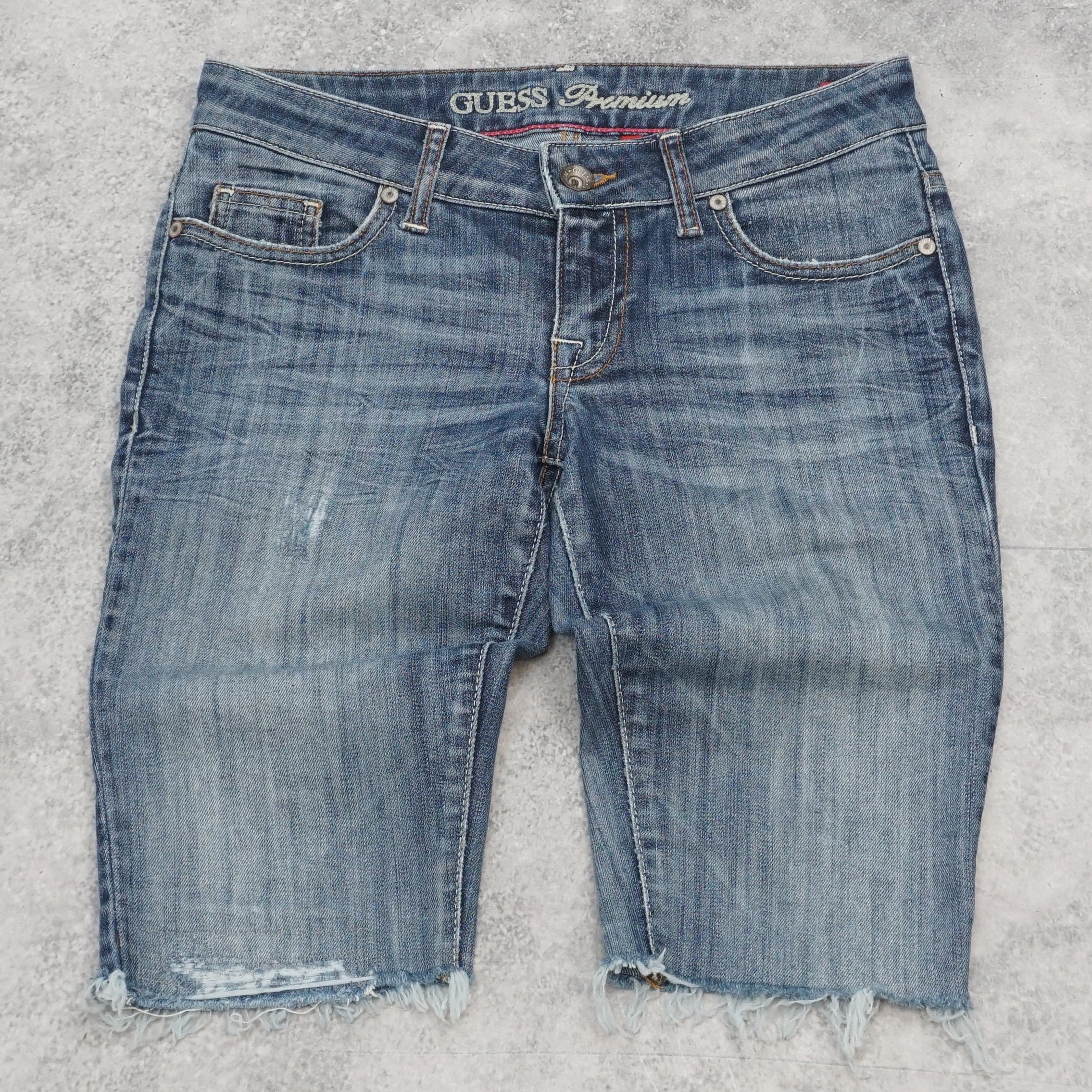 2000s Guess Premium Narrow Leg Shorts