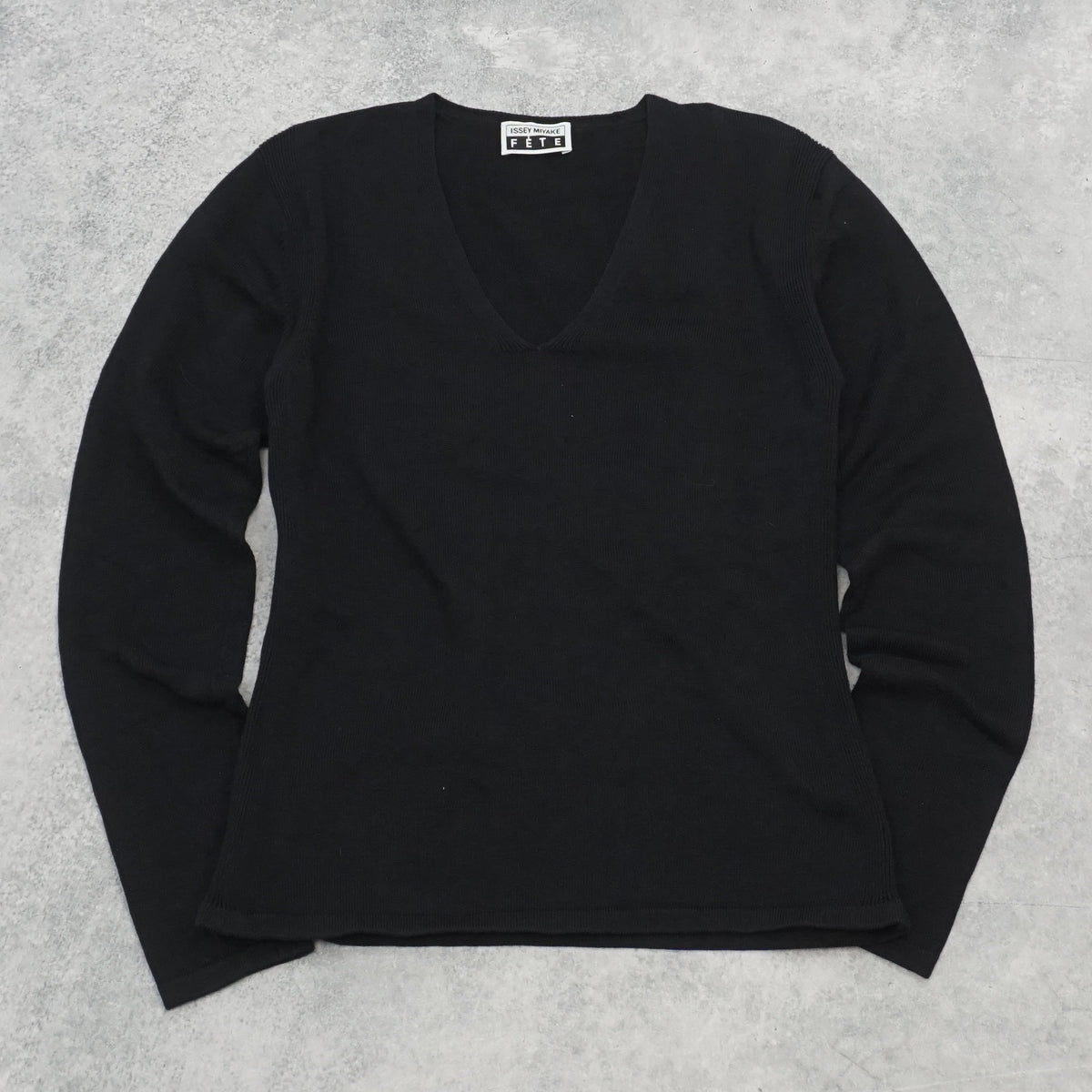 Issey Miyake  Fete V-Neck Knit