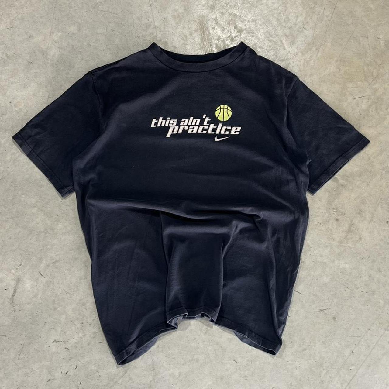 2000s Nike Graphic T-Shirt