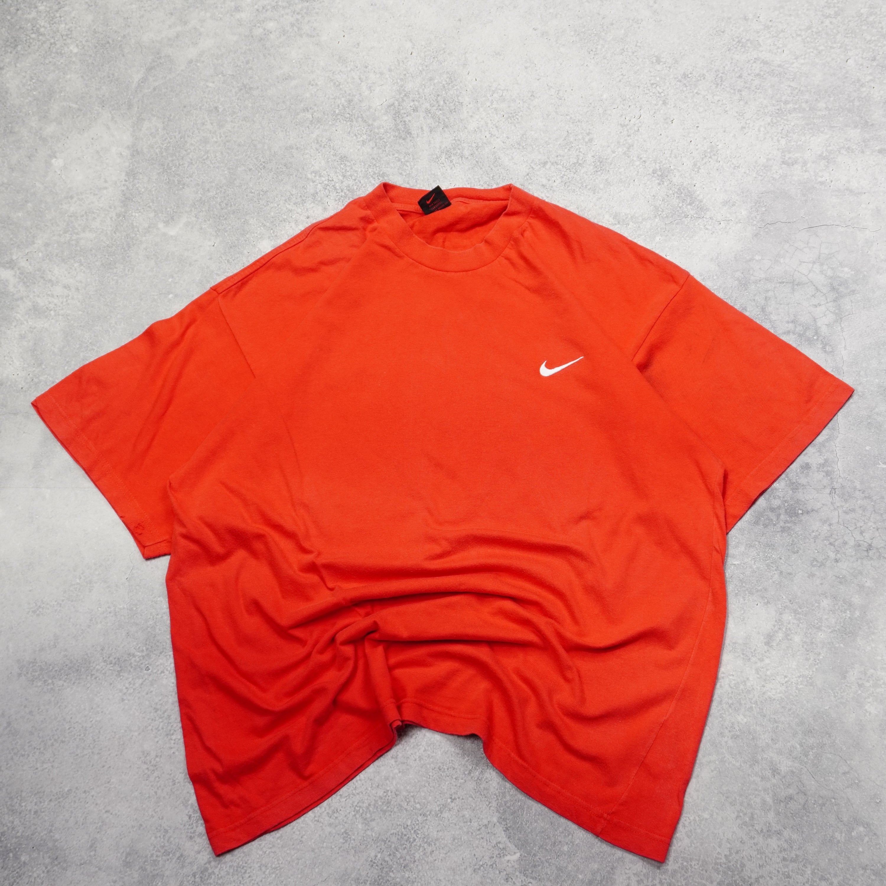 2000s Nike T-Shirt