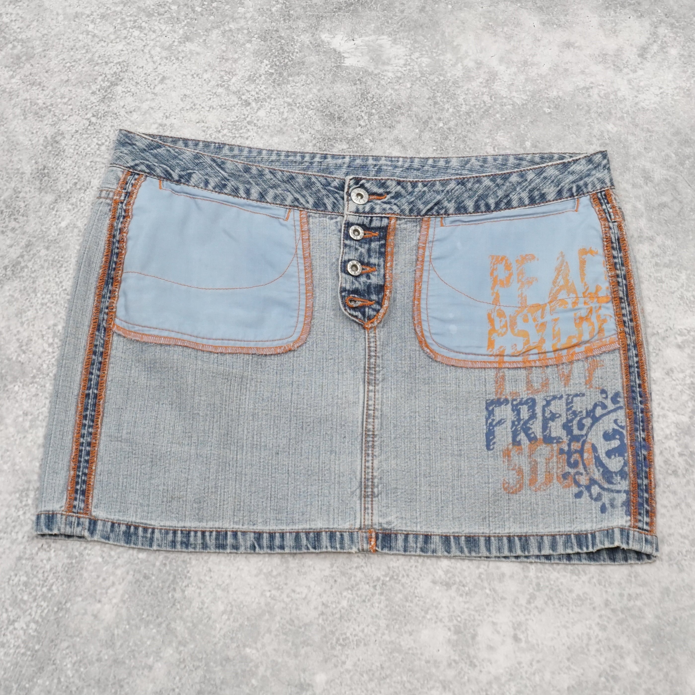 Freesoul Embroidered Front Mini Skirt