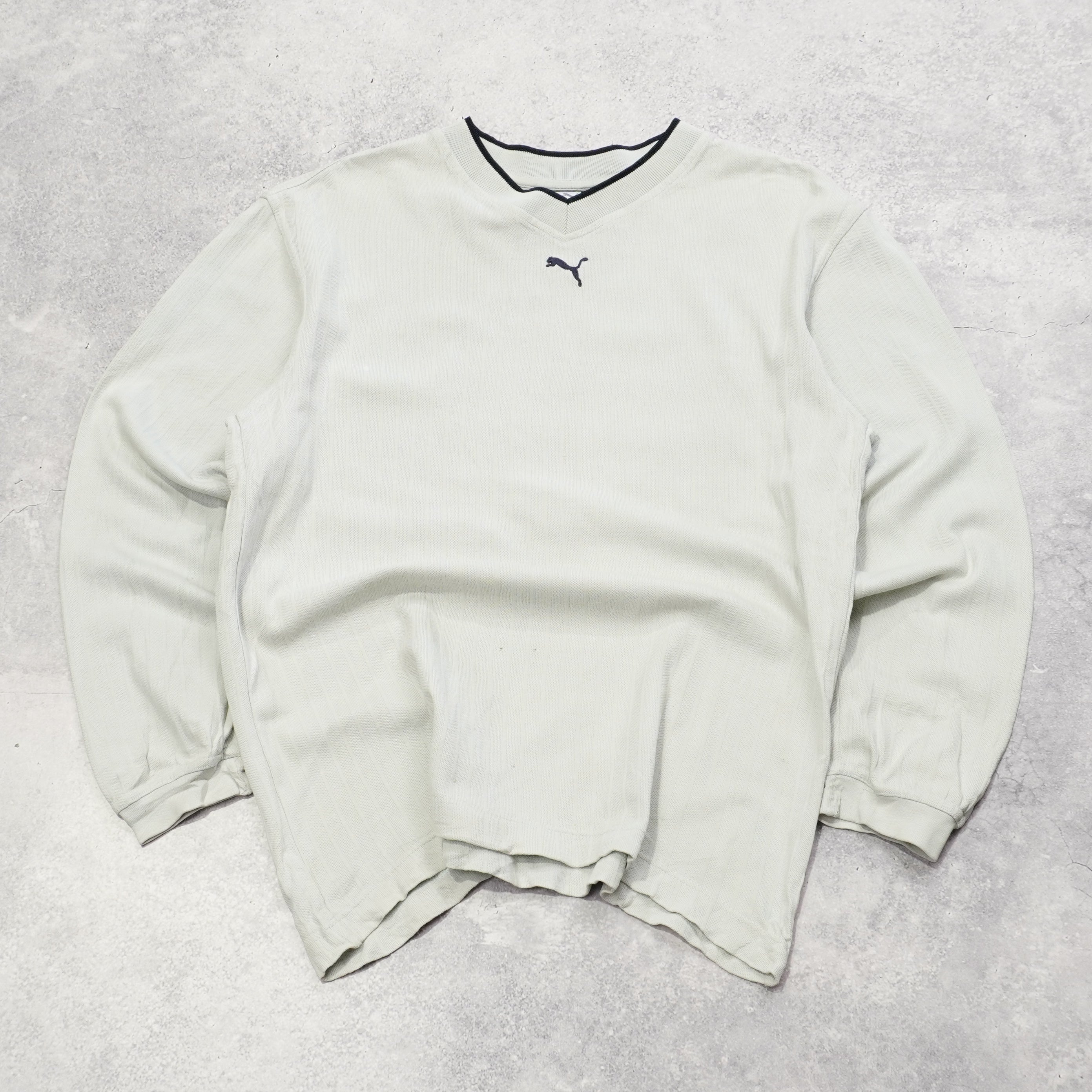 2000s Puma V-Neck T-Shirt