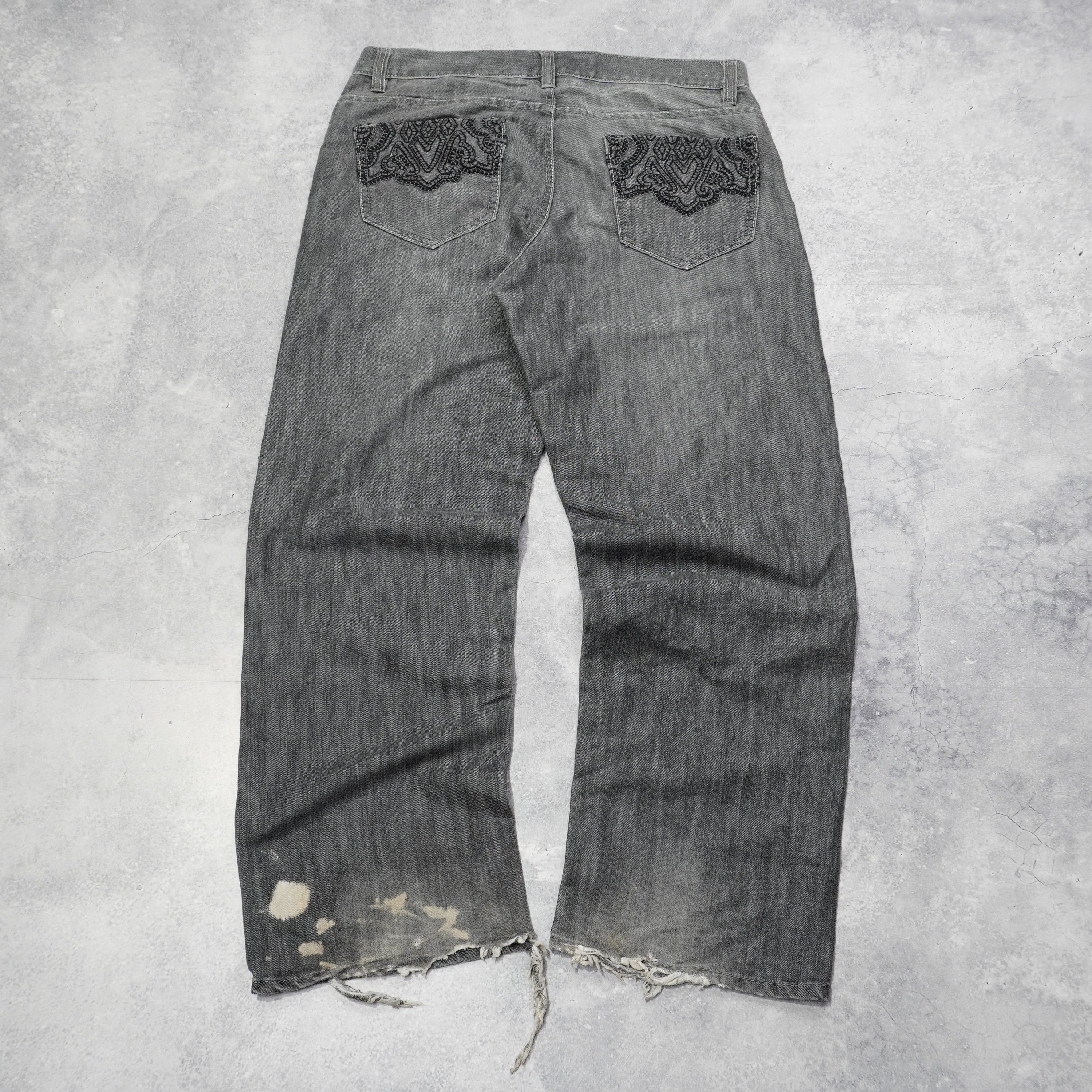 2000s Avirex Embroidered Jeans
