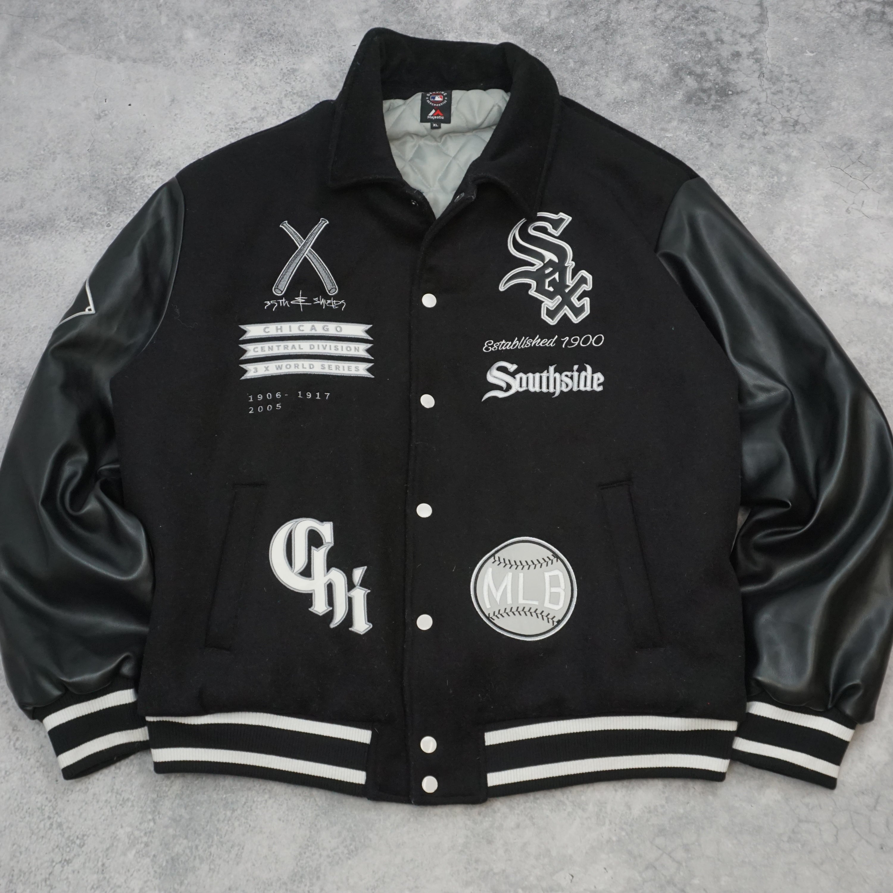 Majestic Chicago White Sox Embroidered Jacket