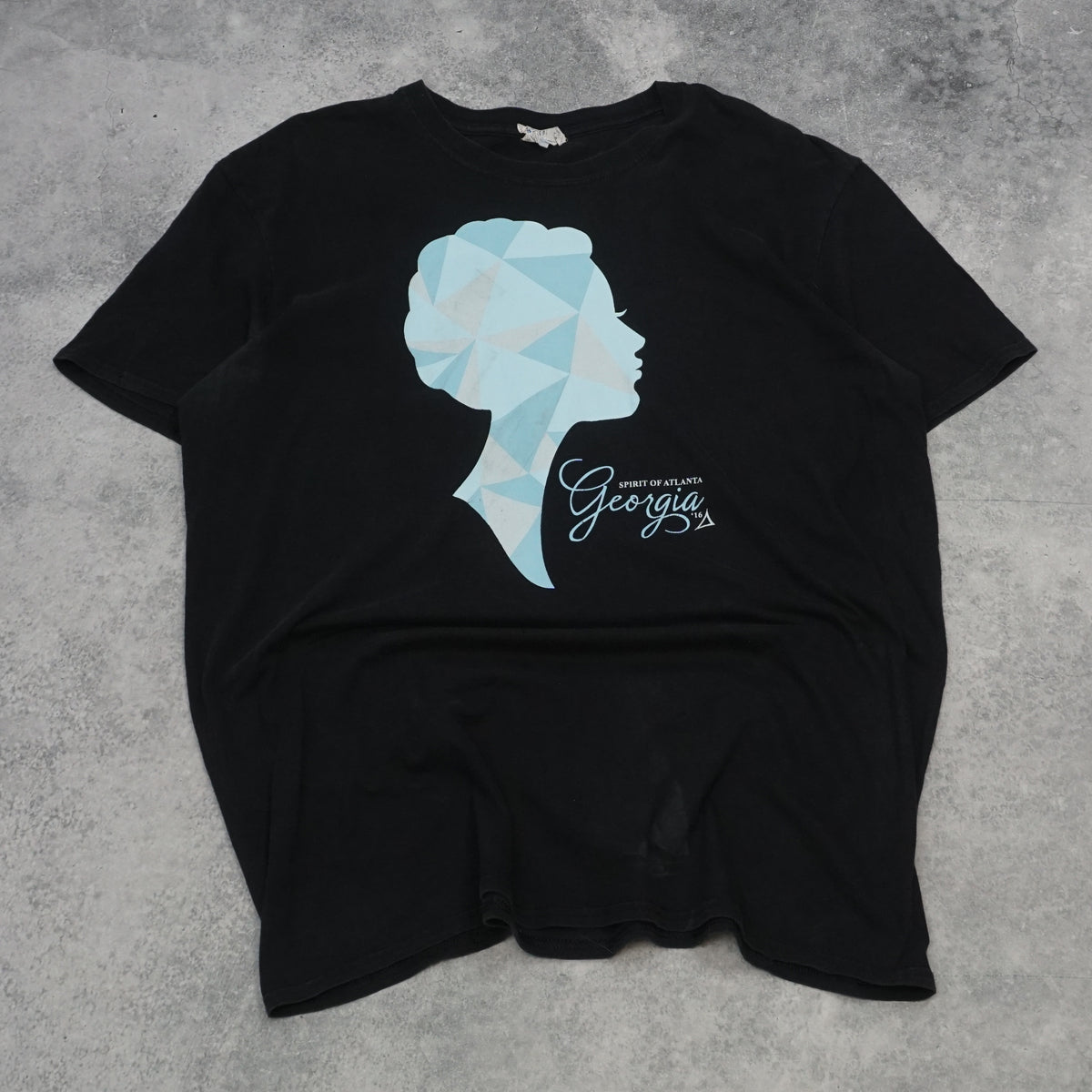 2000s Spirit Of Atlanta Georgia 2016 Tour Graphic T-Shirt