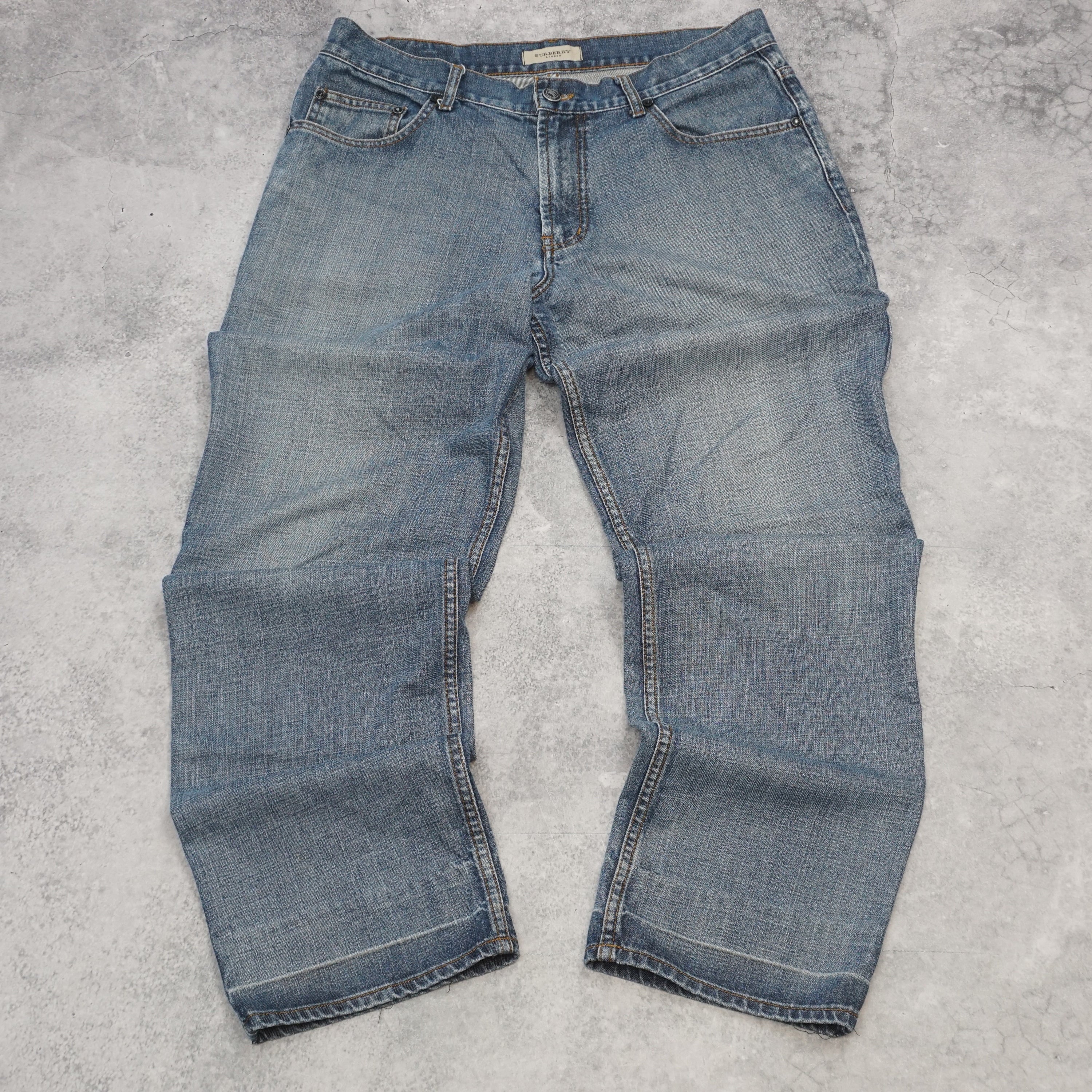 Burberry Haute Couture Superior Quality Jeans