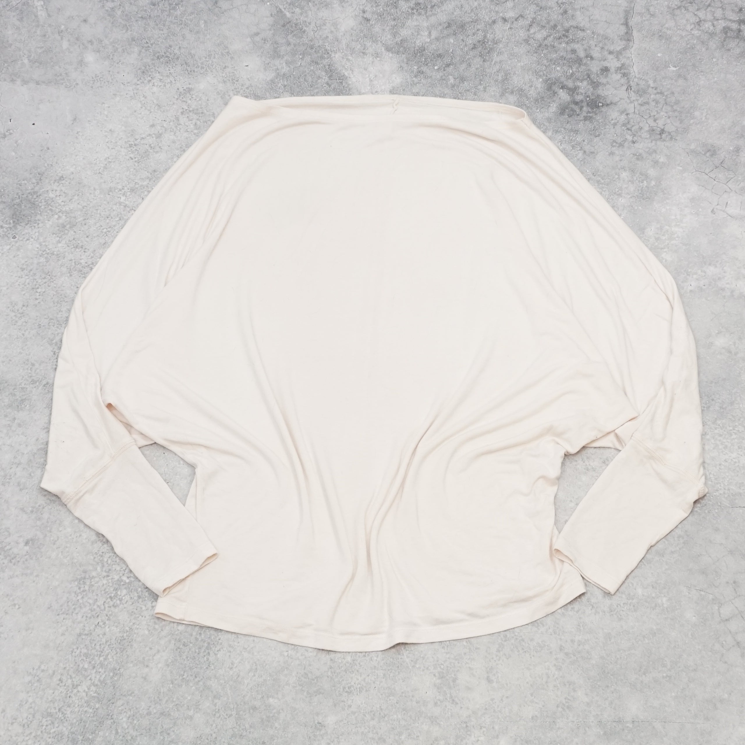 Brandy Melville Long Sleeve Soft Top