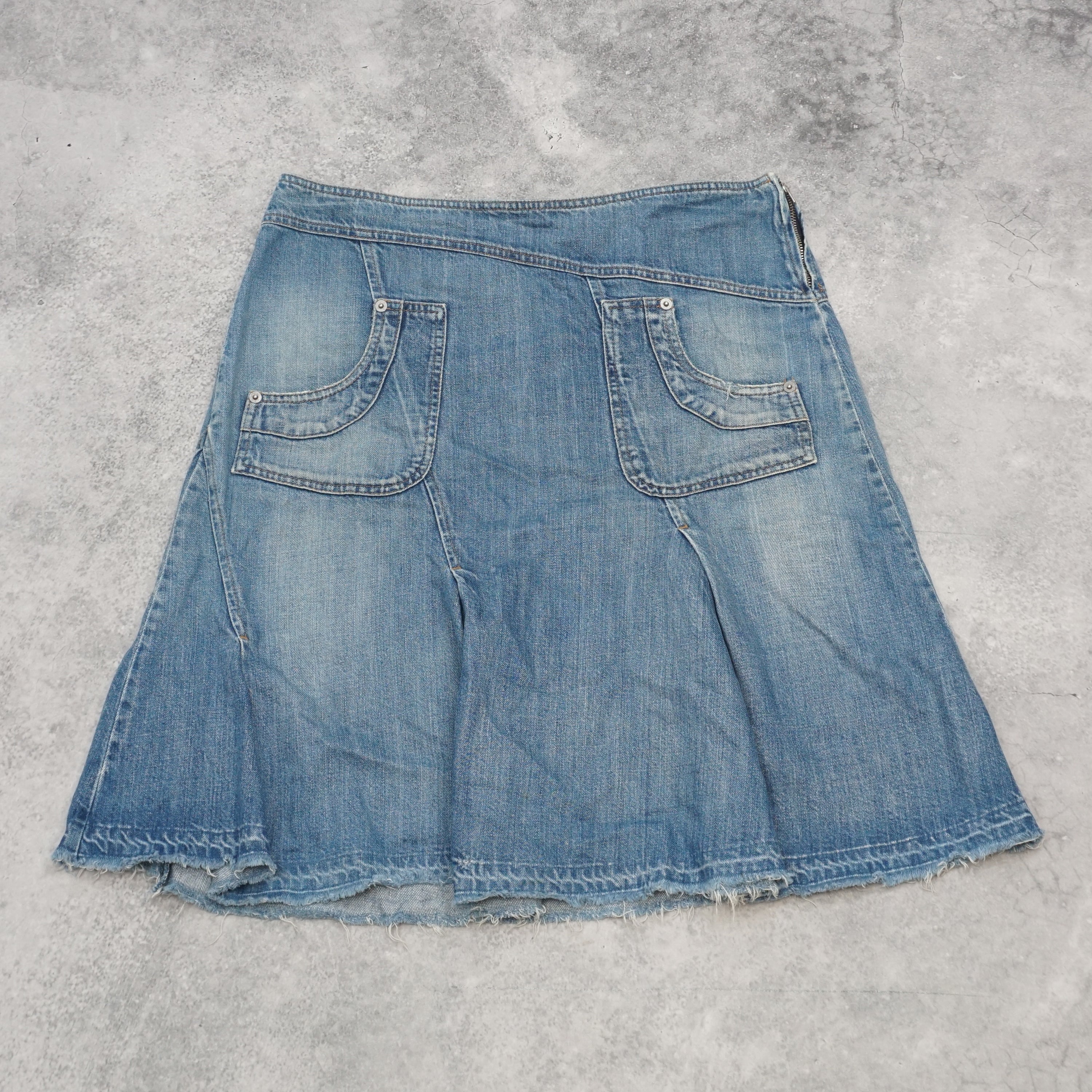 2000s Sisley Denim A-Line Skirt