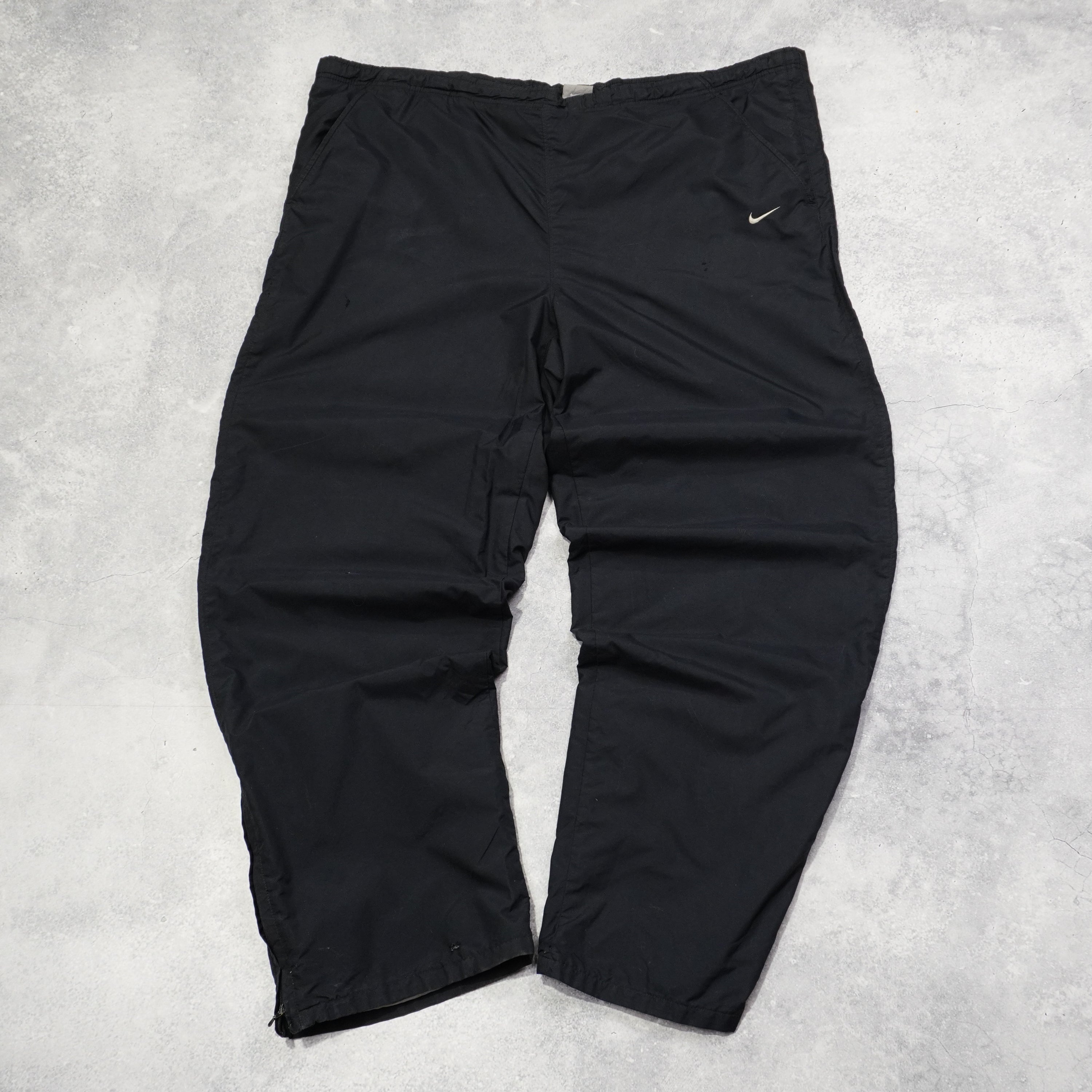 2000s Nike Cargo Pants
