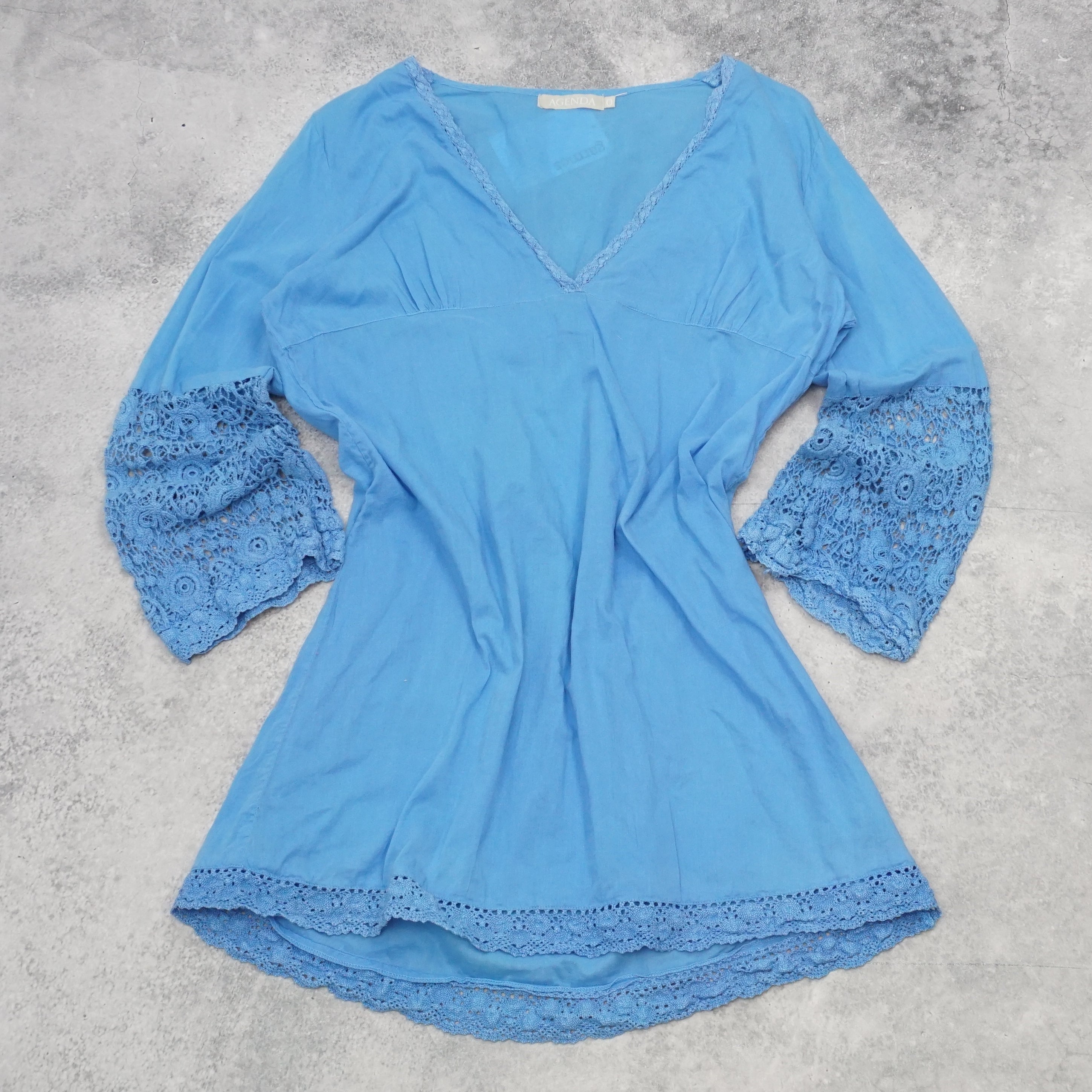2000s Agenda Flare Sleeve Crochet Top