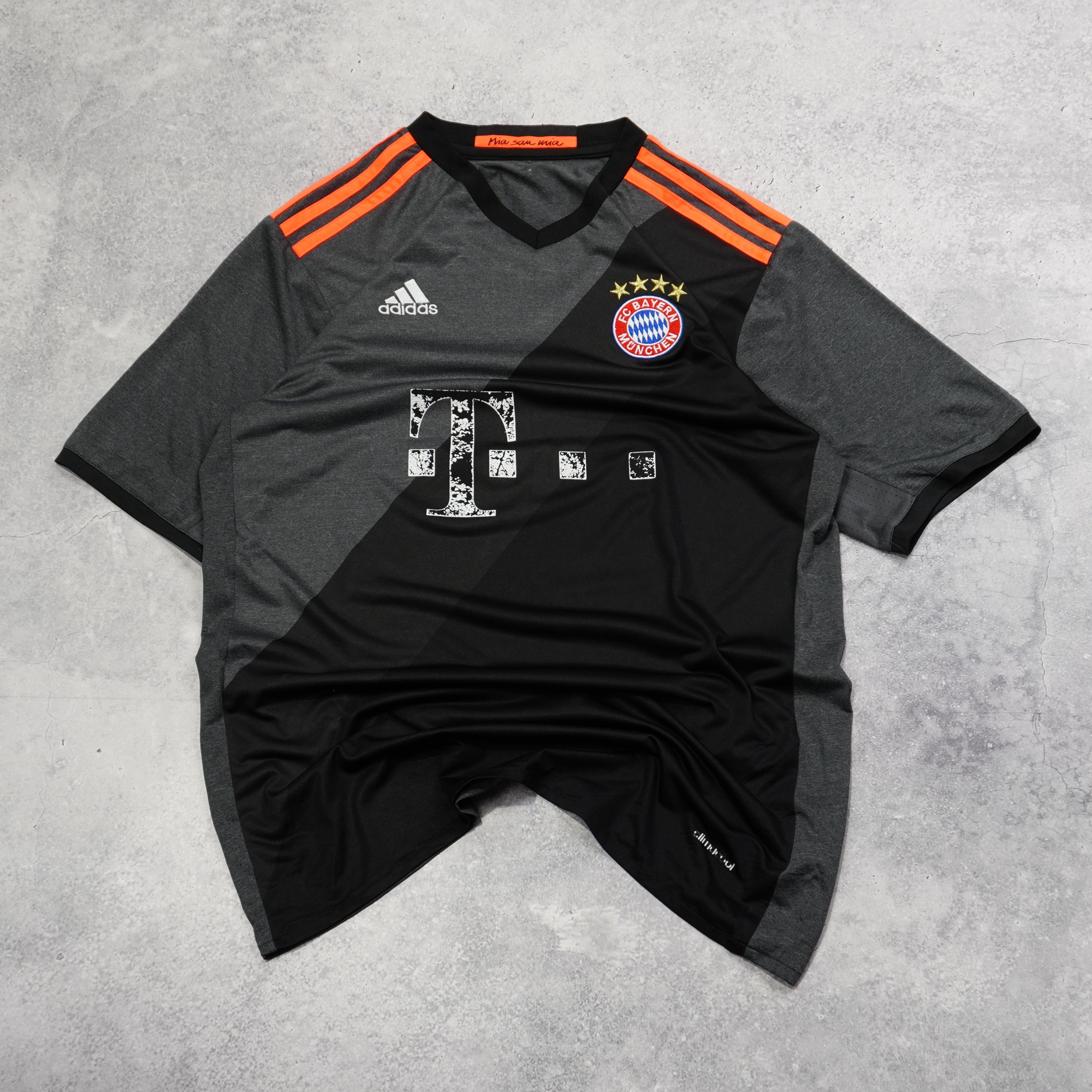 Modern Adidas Bayern Munchen Jersey