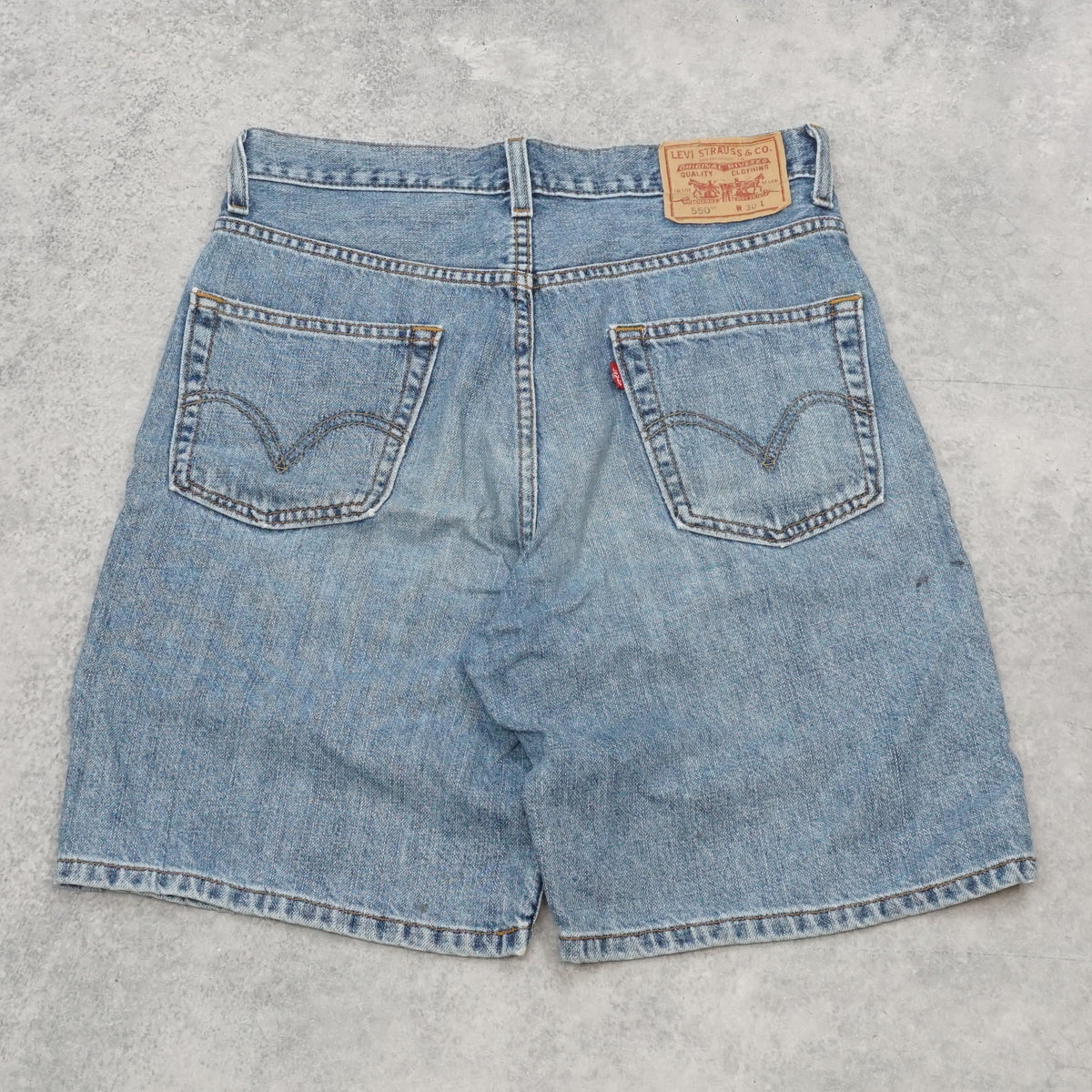 2000s Levi's 550 Relaxed Fit Jorts