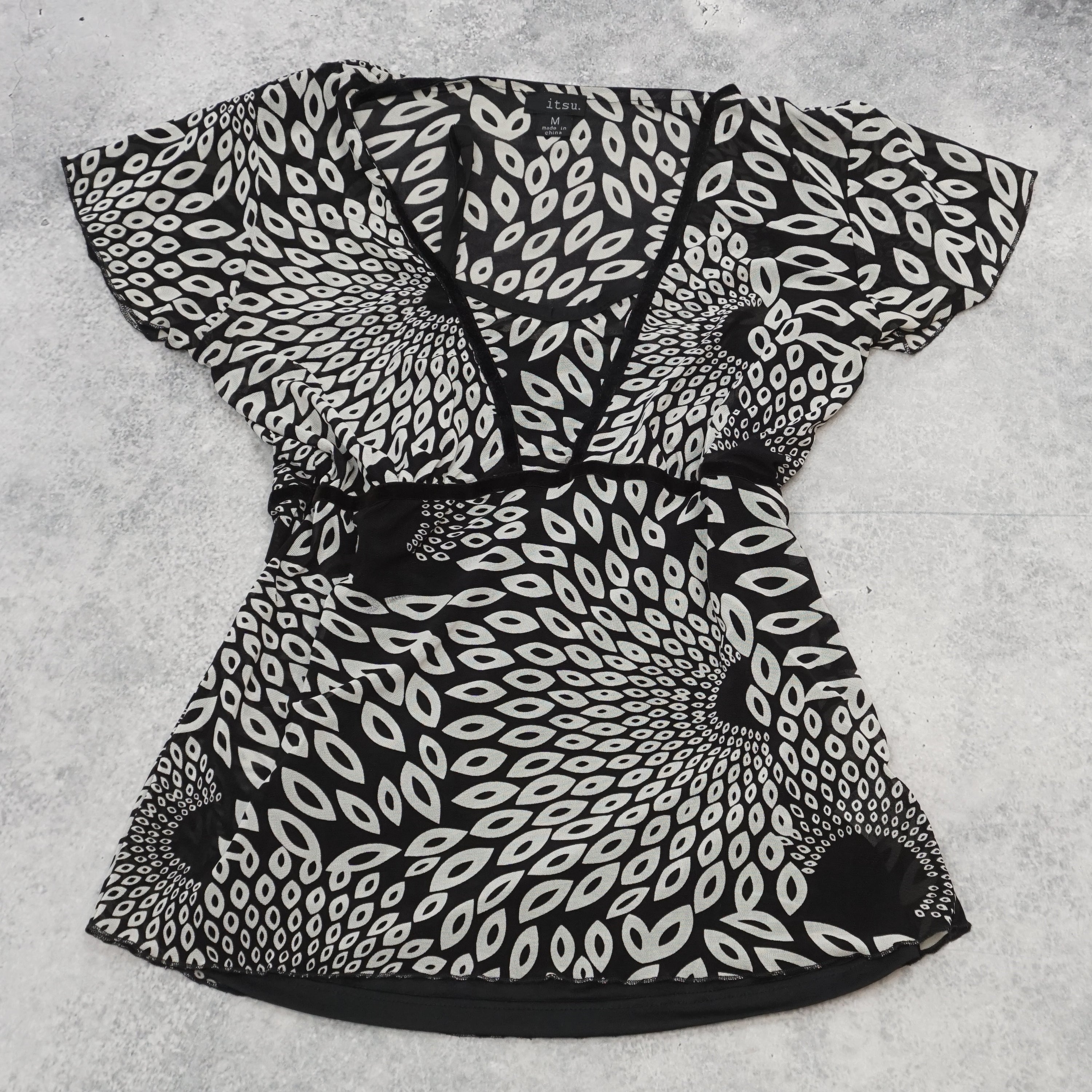 Itsu Floral Patterned Top