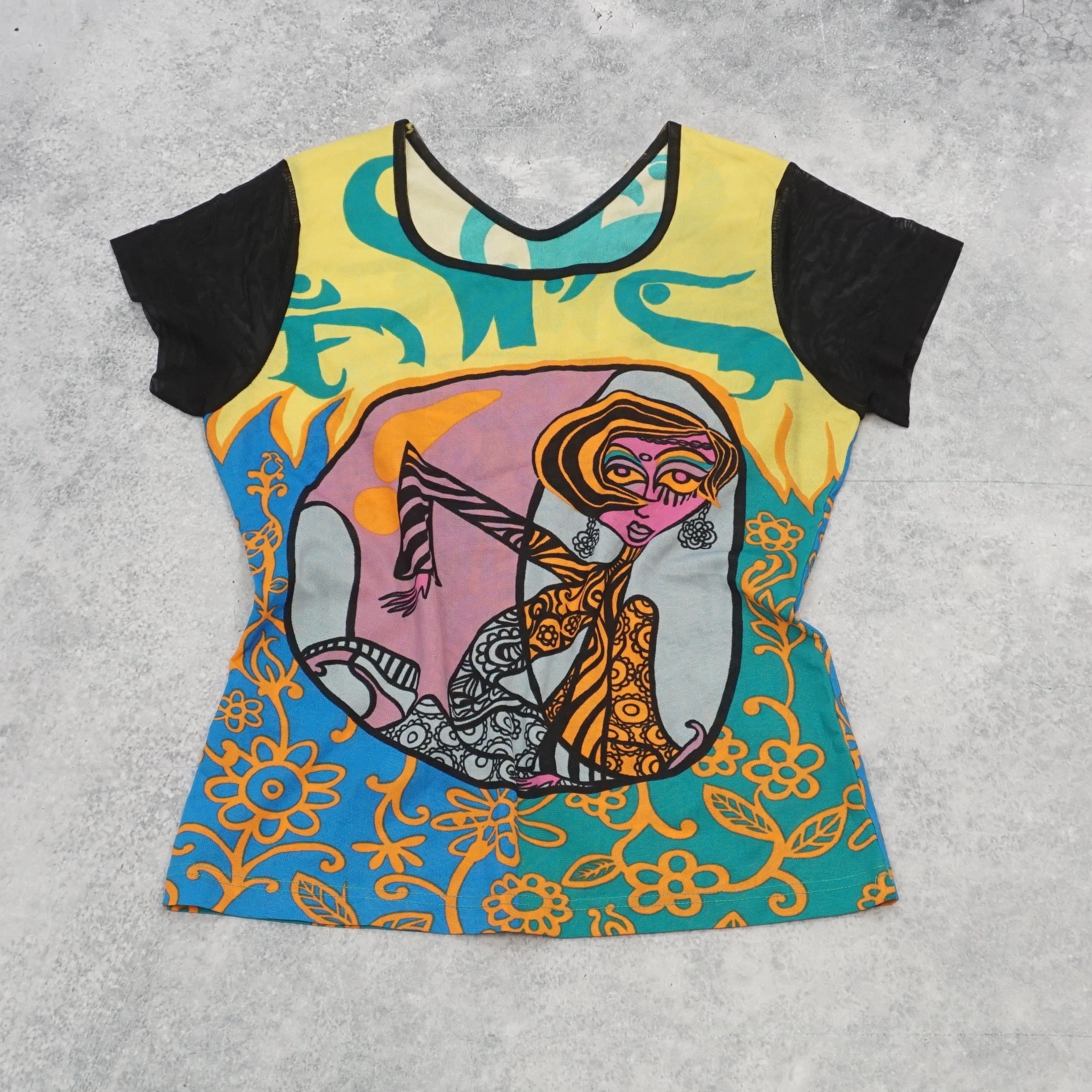 2000s Graphic Top