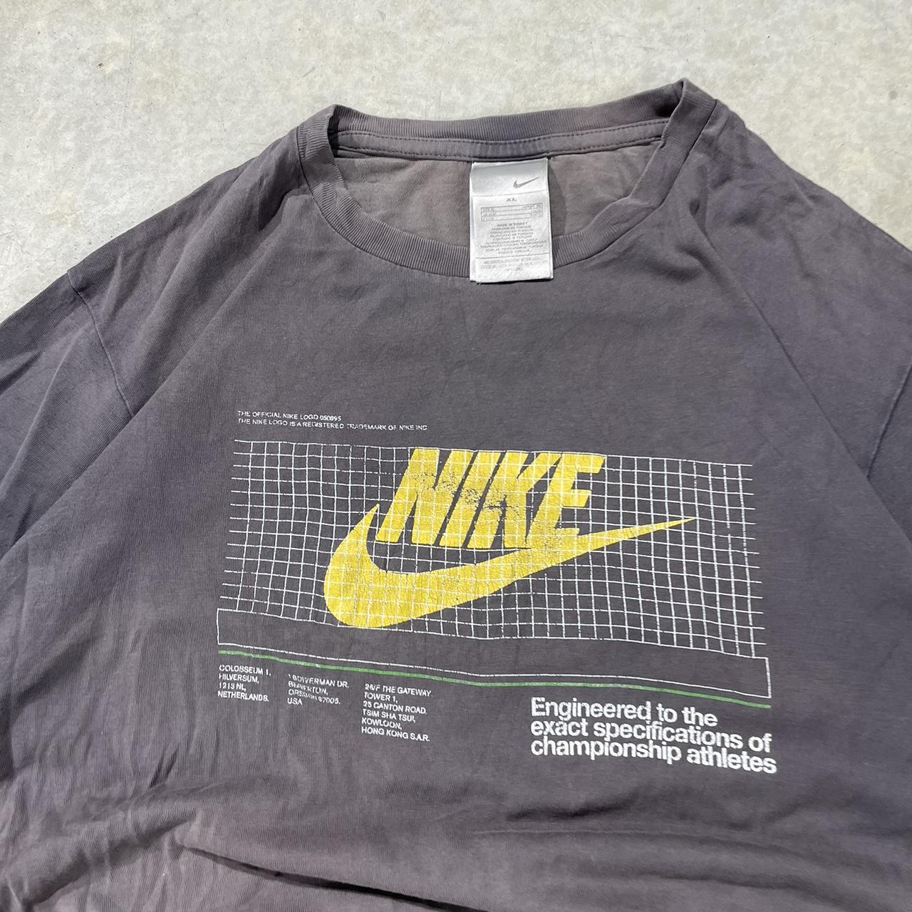 2000s Nike Graphic T-Shirt