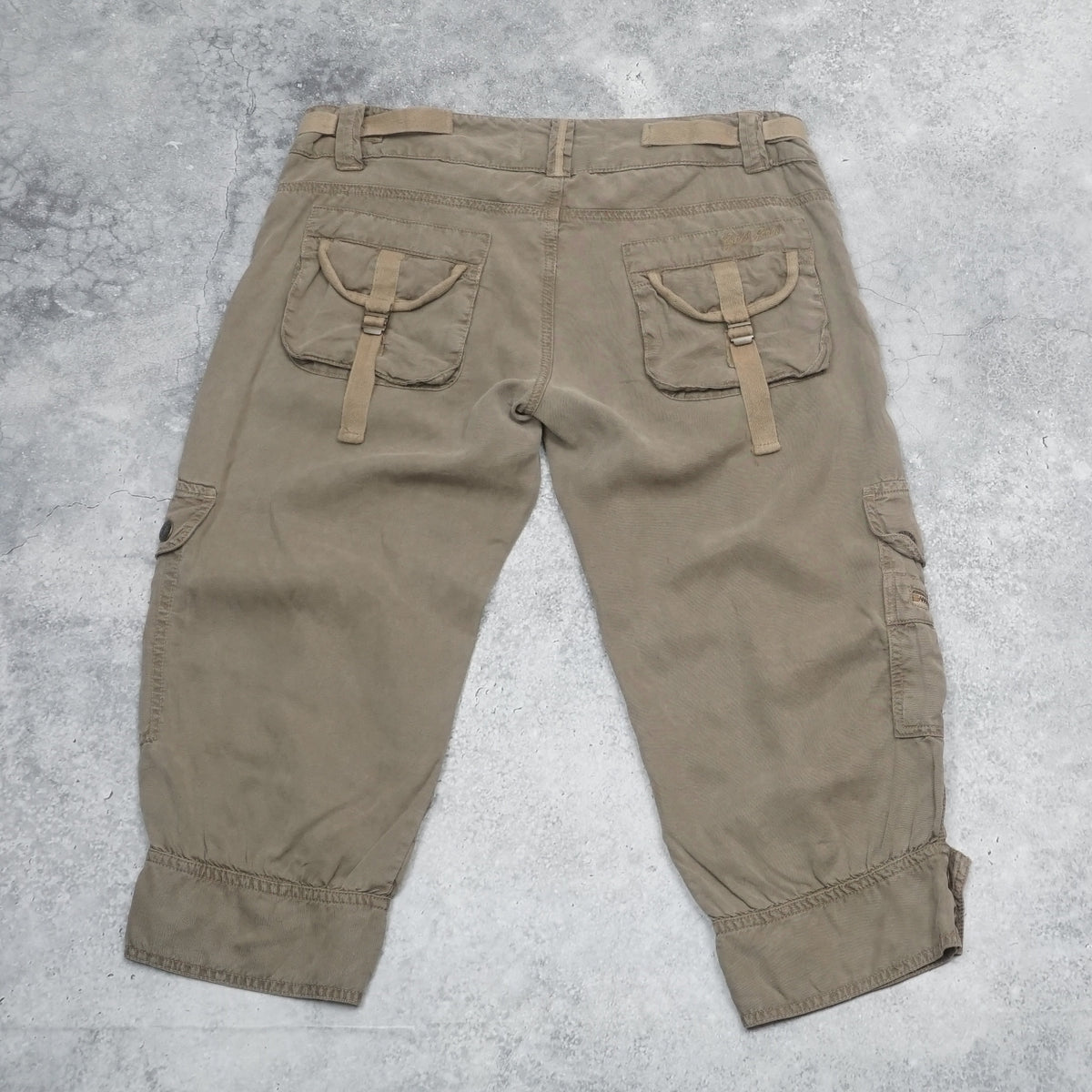 2000s Guess  Cargo Capri Cargo