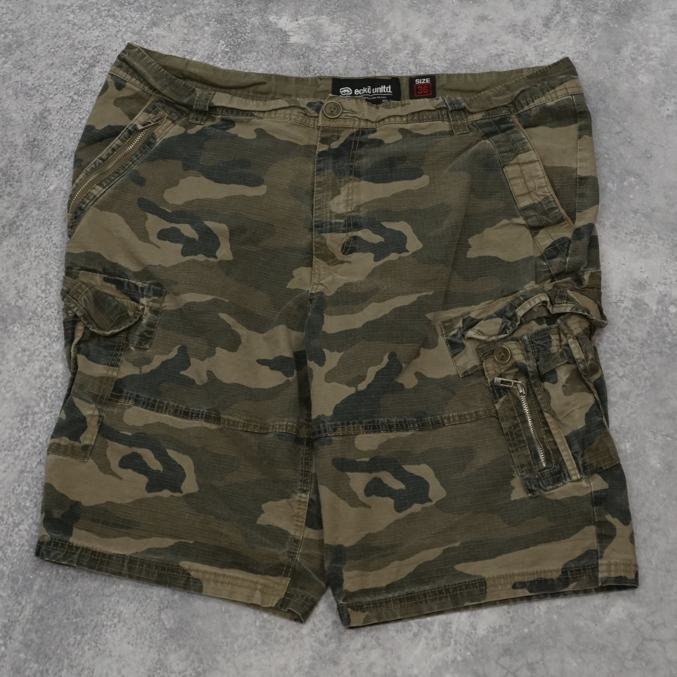 2000s Ecko Untld Shorts Cargo Shorts