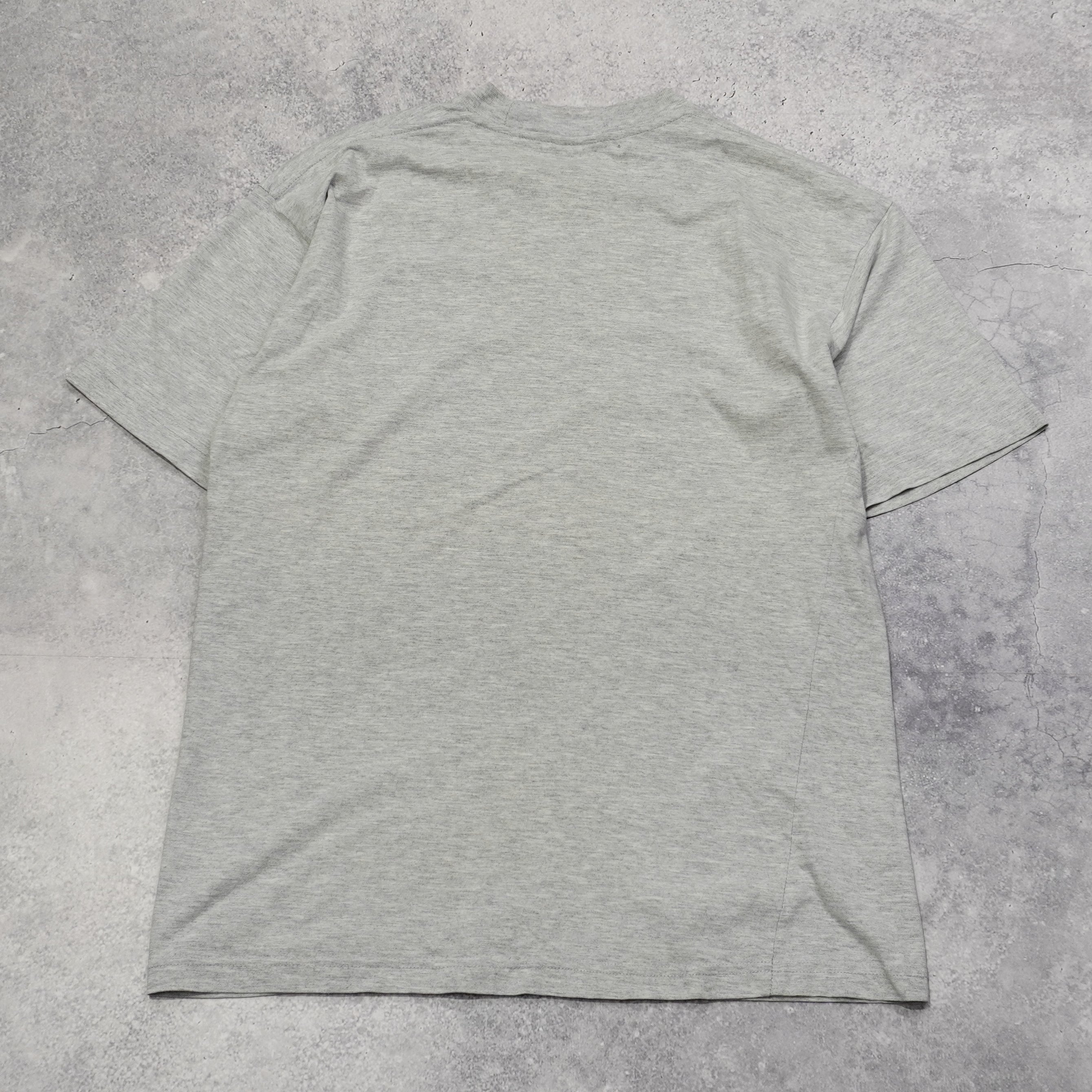 2000s Nike T-Shirt