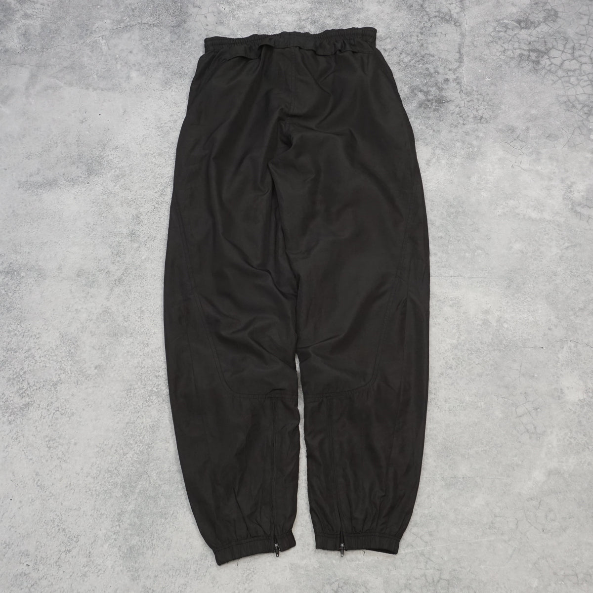 2000s Umbro Nylon Zip Ankle Track Pants