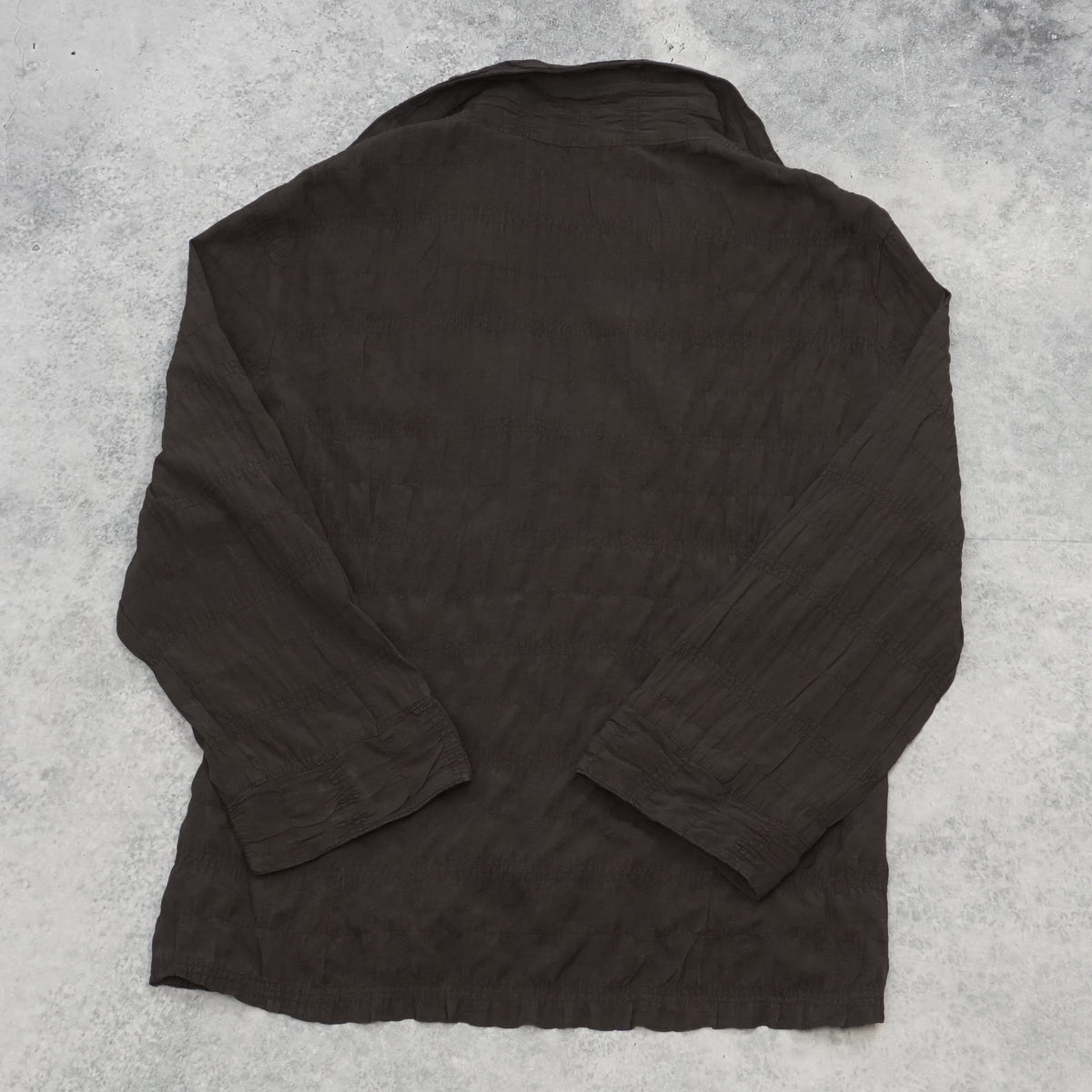 2000s Xnk Basic Crinkle Button Up Blouse