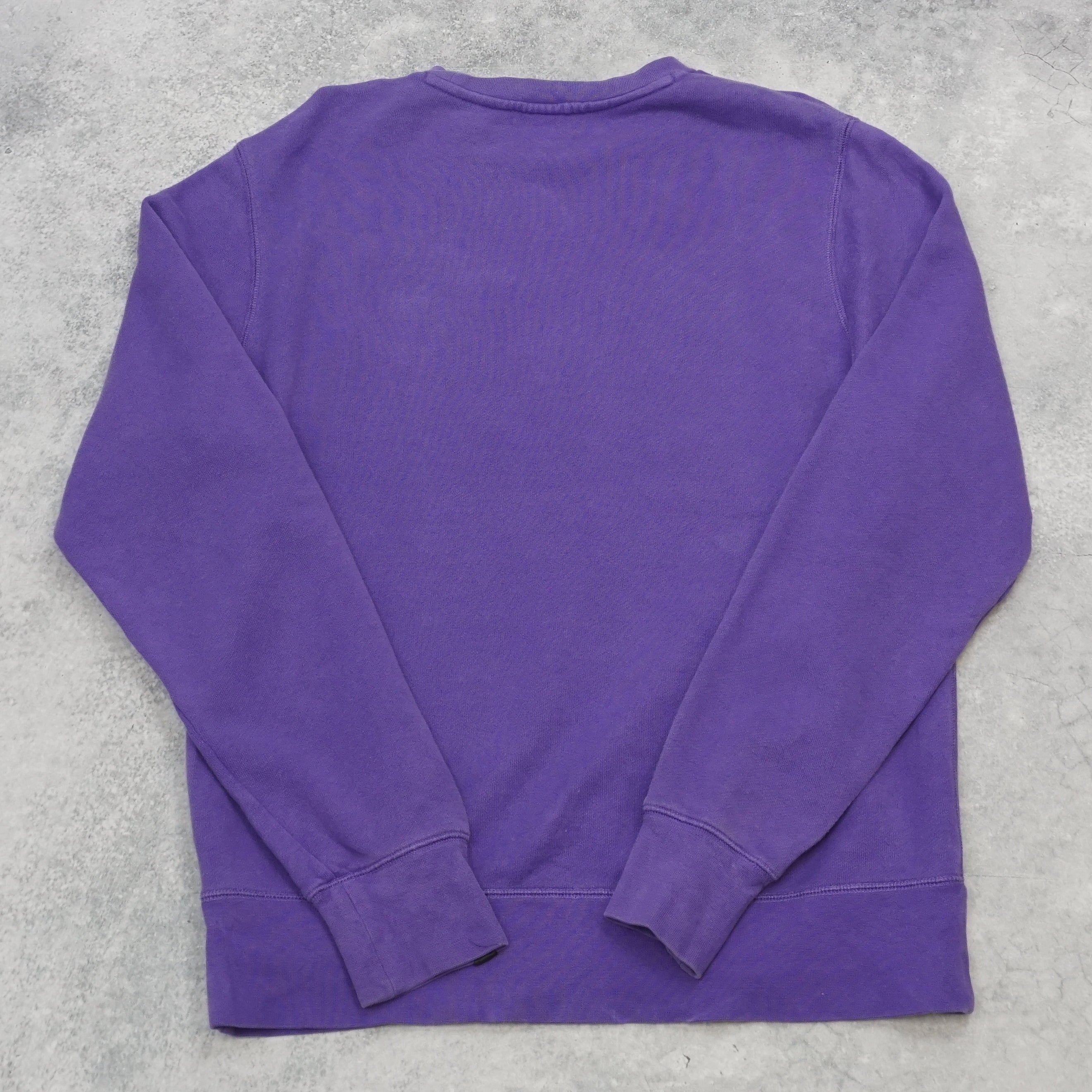 2000s Nike Sportswear Sweater