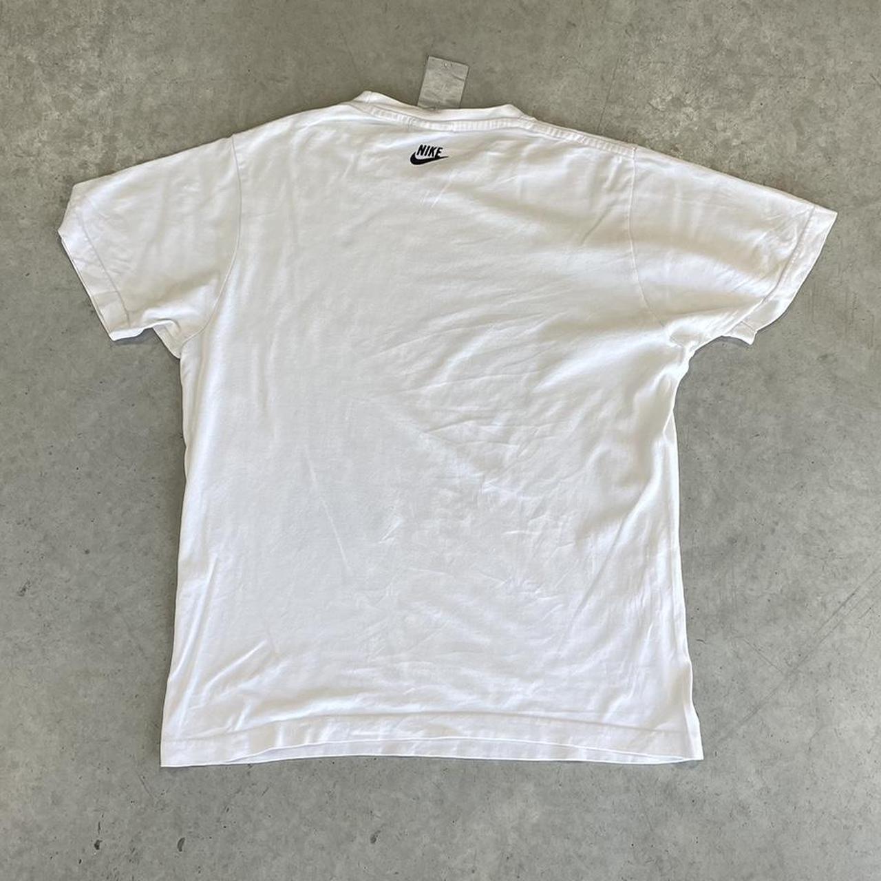 2000s nike Graphic T-Shirt