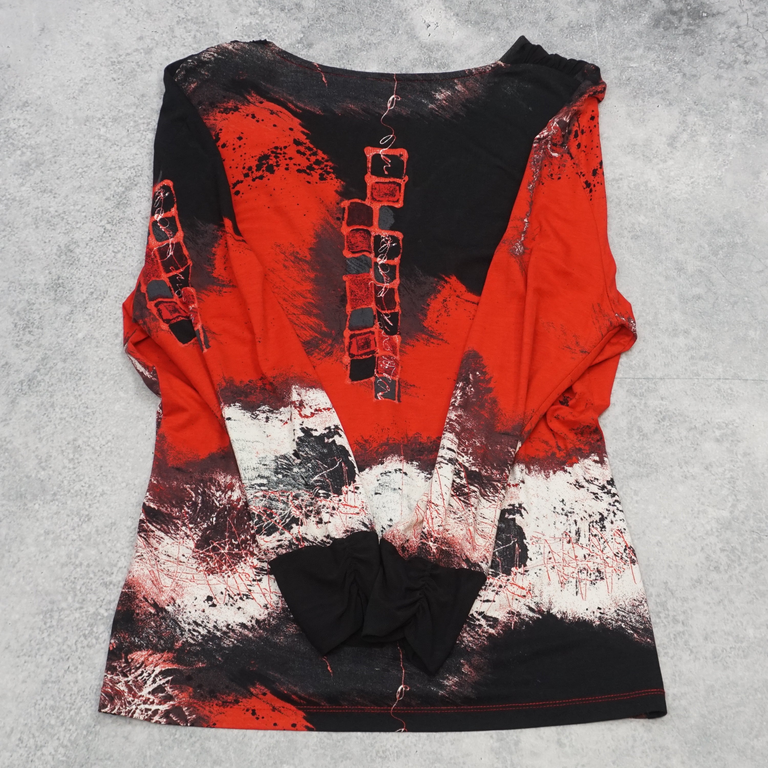 Walking Art Long Sleeve Graphic Top