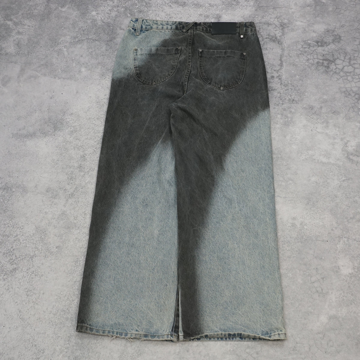 Protémoa Wide Leg Two Tone Wash Jeans