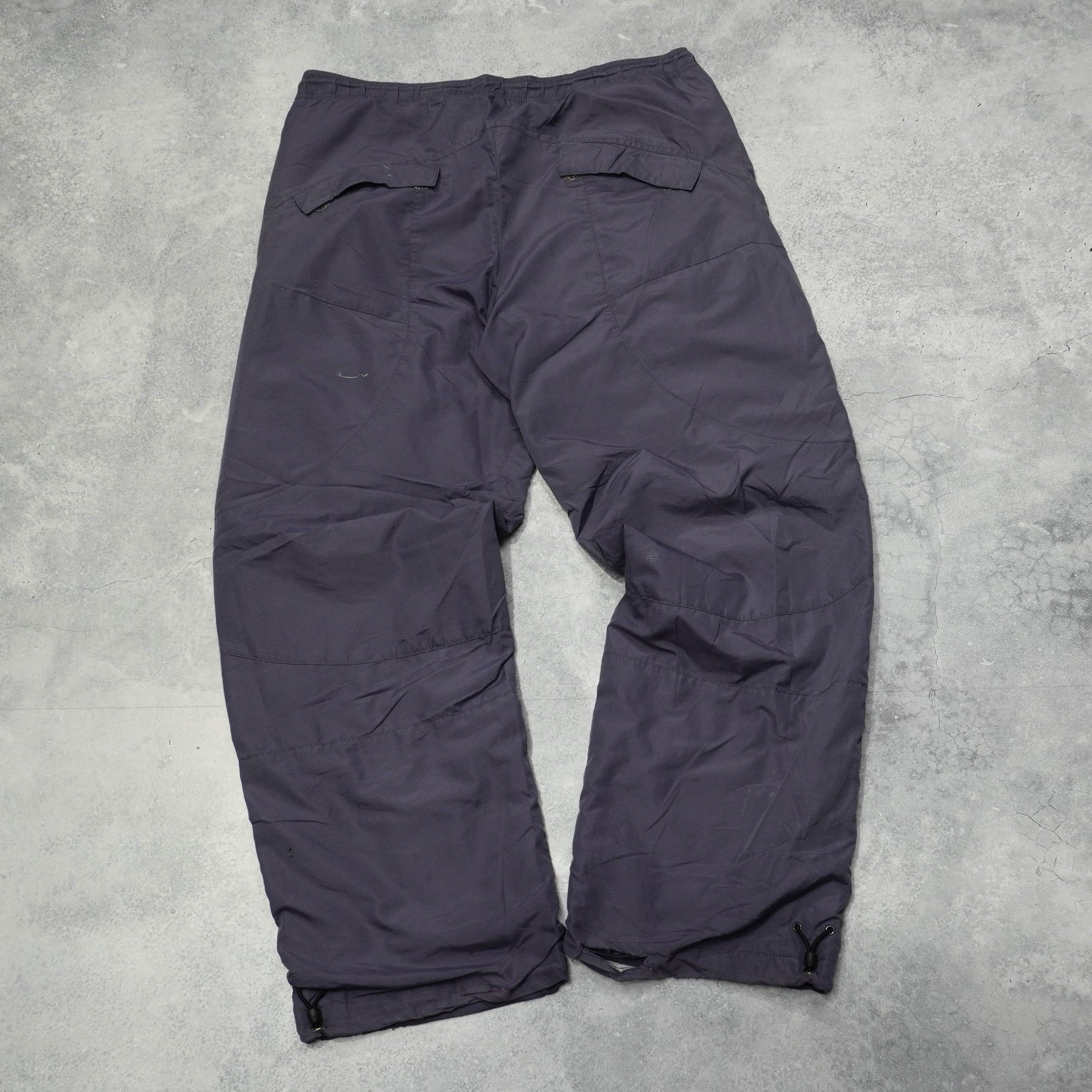 2000s Nike Cargo Pants