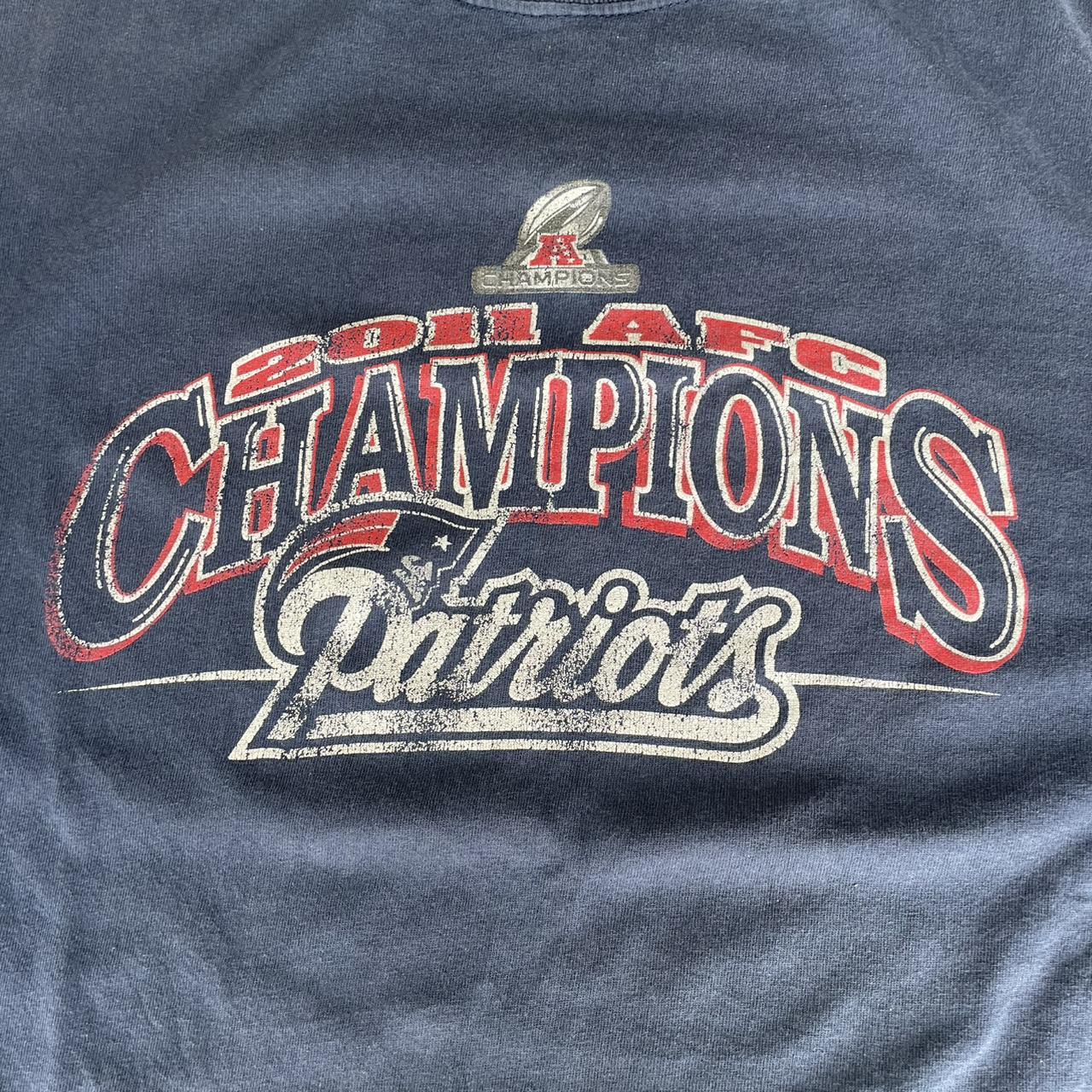 2000s Patriots Graphic T-Shirt