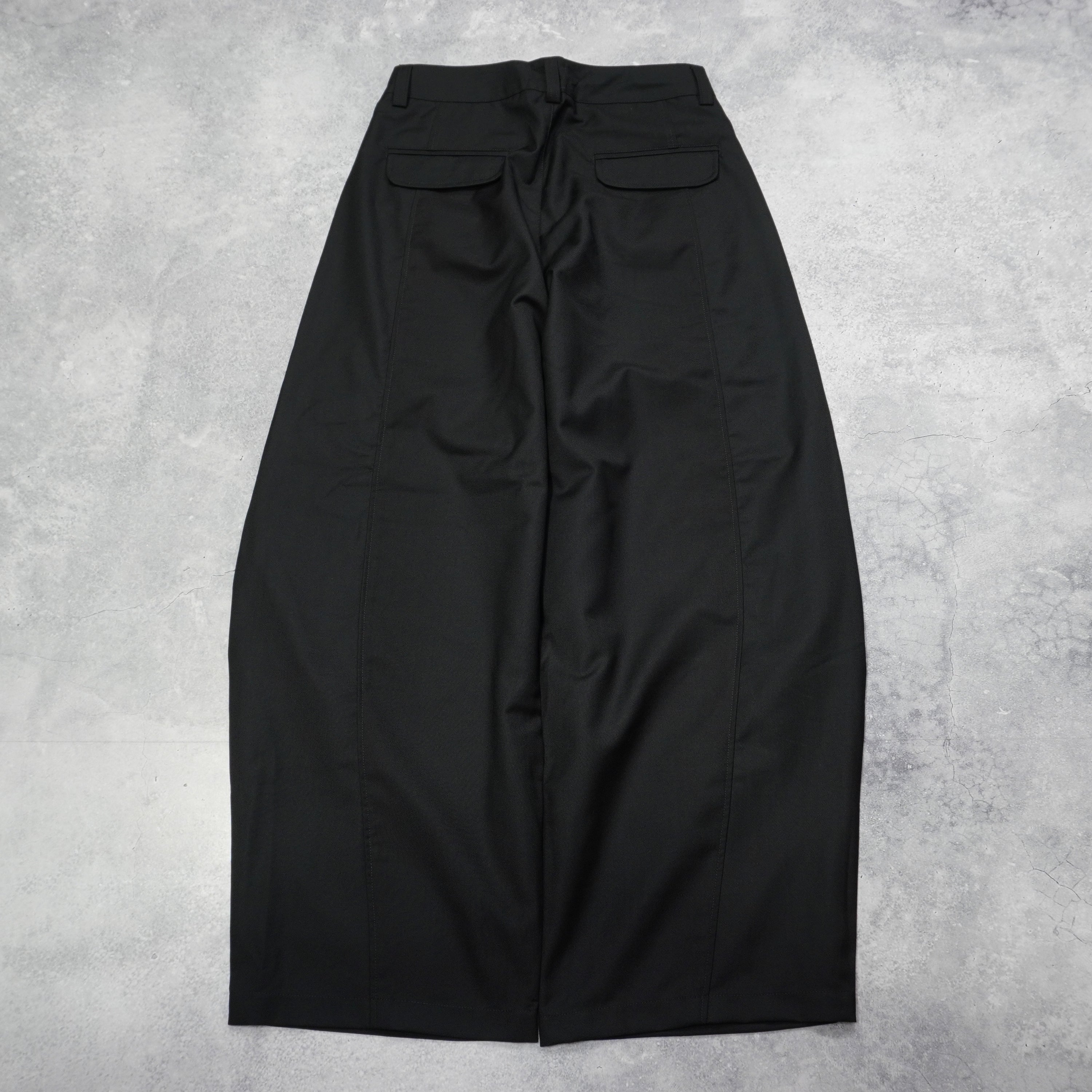 Muff Darted Pants